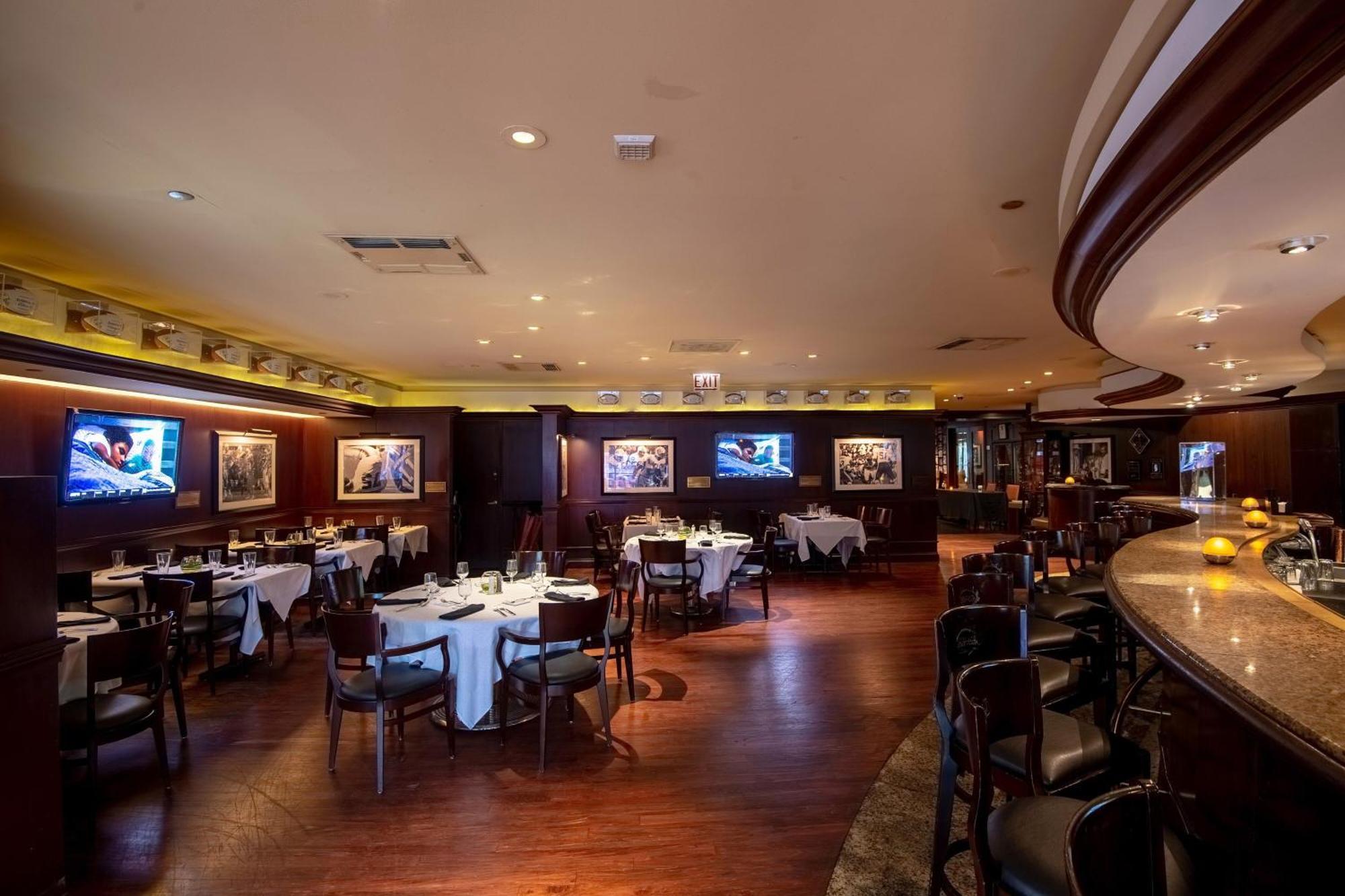 Hotel Sheraton Grand Riverwalk Chicago