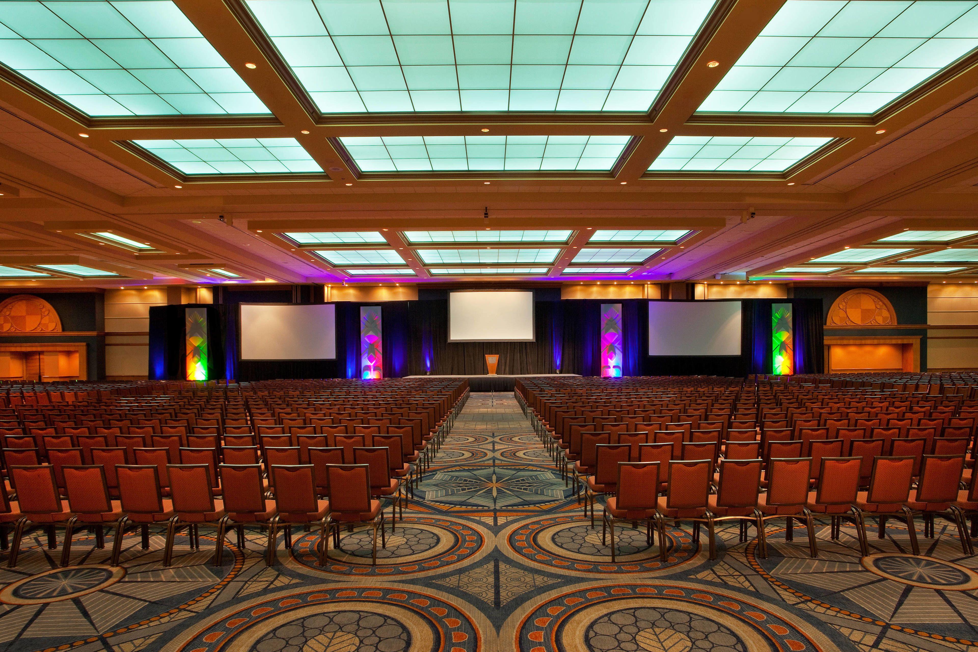 Hotel Sheraton Grand Riverwalk 4*