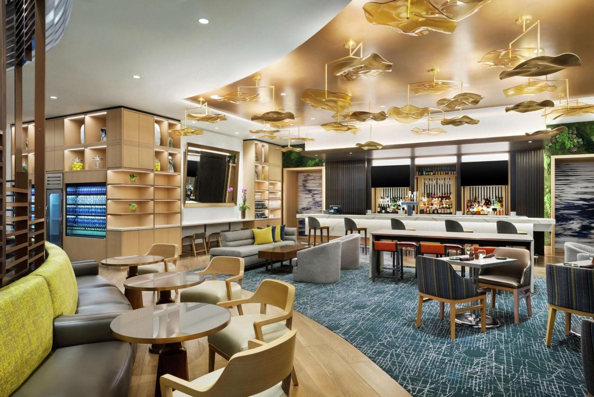Doubletree By Hilton Magnificent Mile 4*