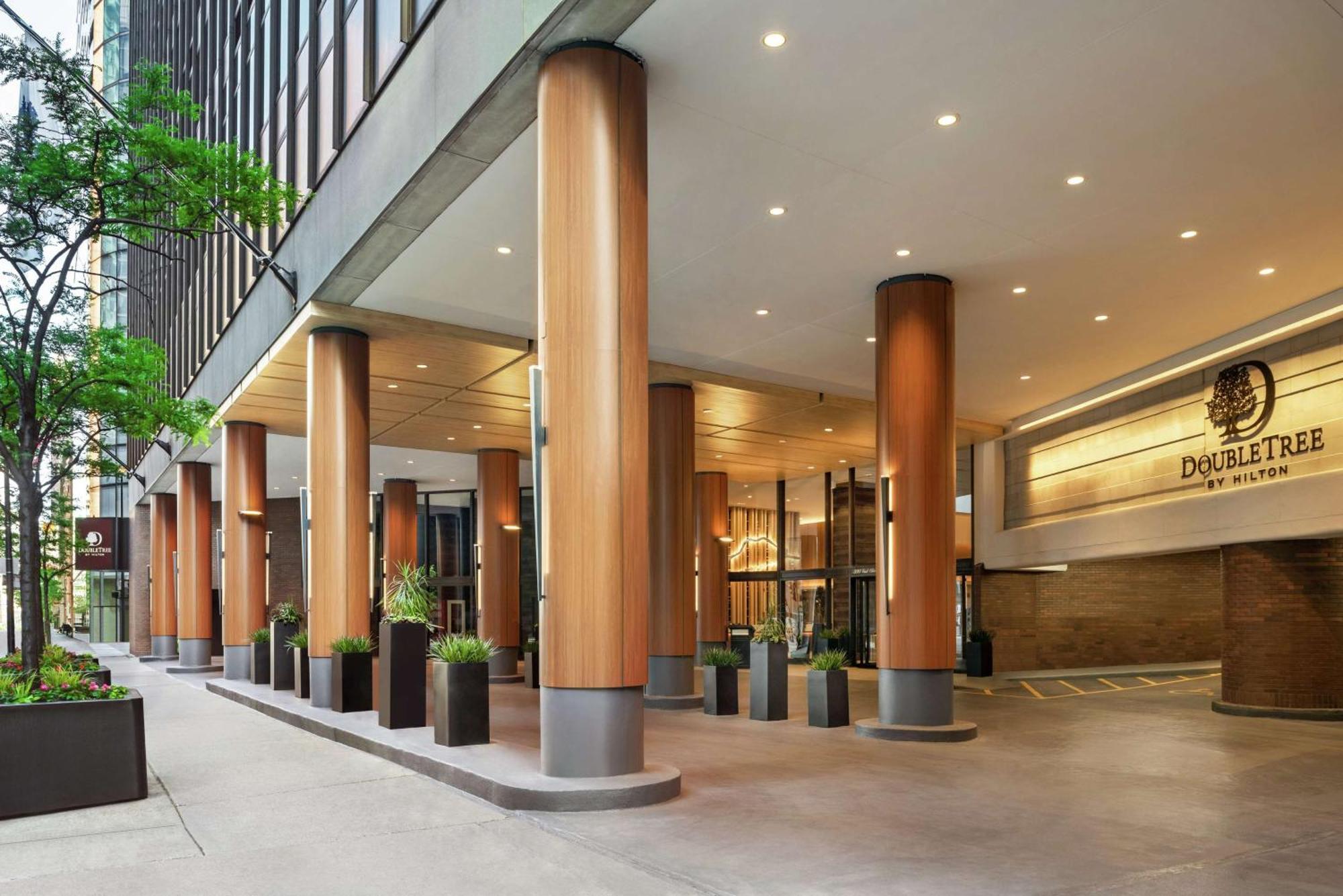Doubletree By Hilton Magnificent Mile 4*