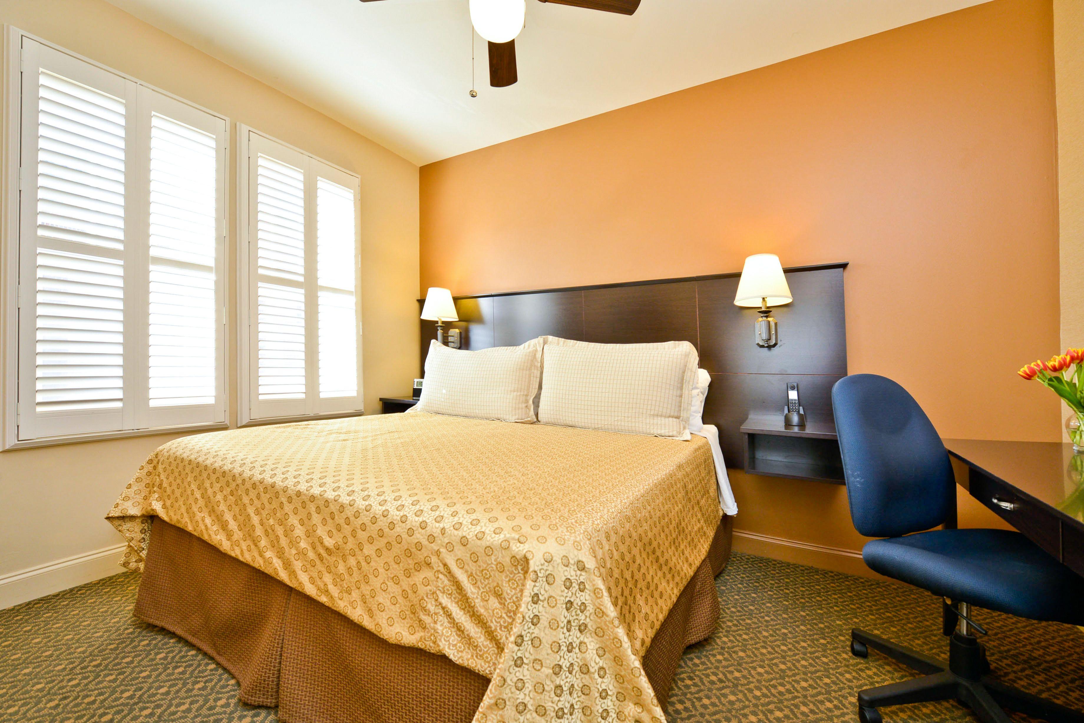 Western Hawthorne Terrace Chicago