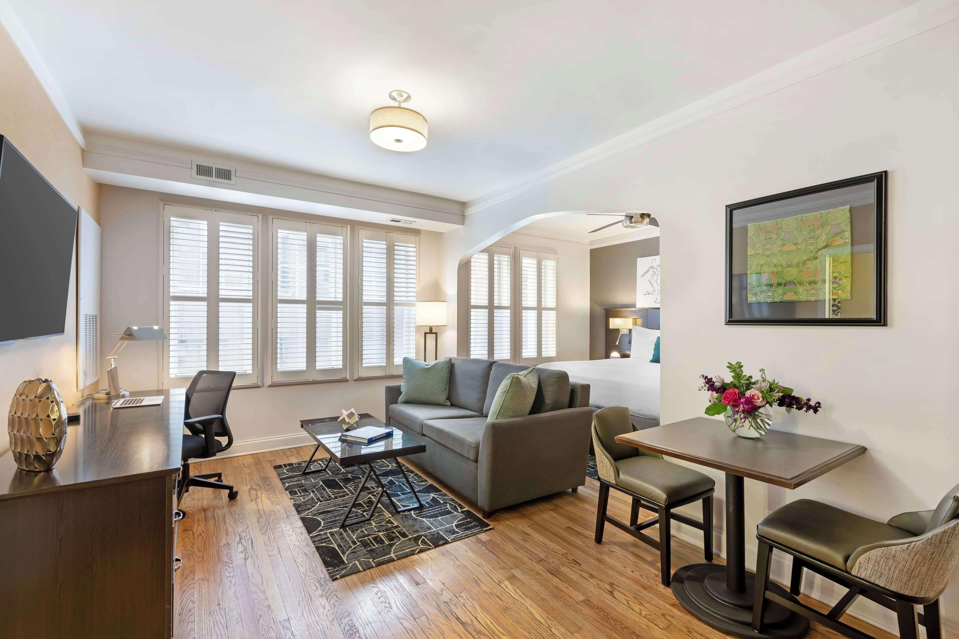 Western Hawthorne Terrace Hotel 3*