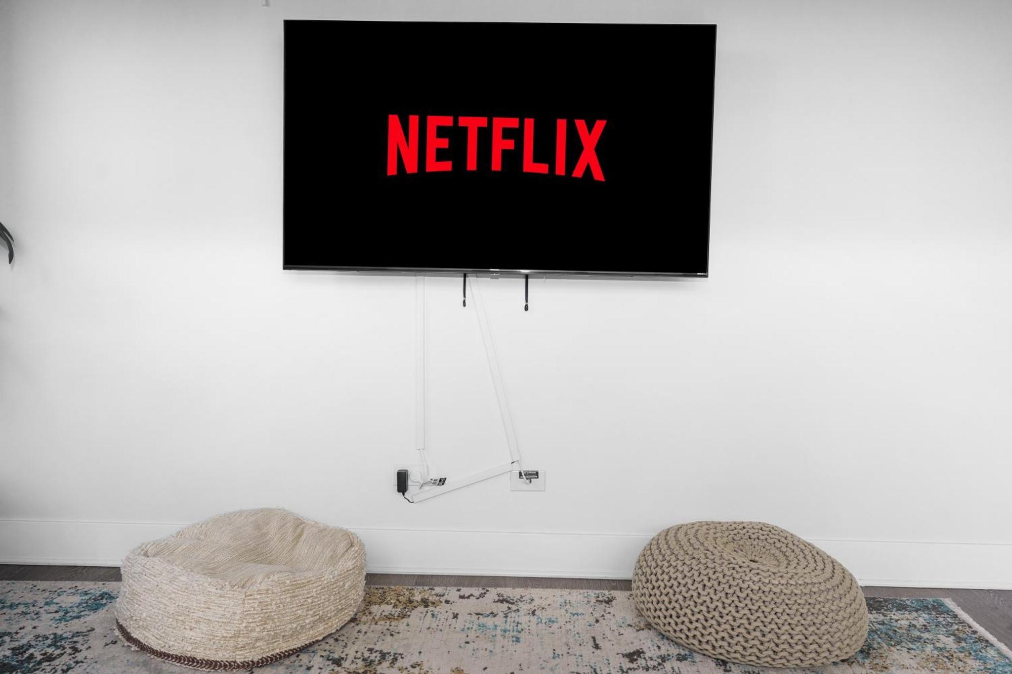 Apartment Mccormick Place Spacious 3br Family Heaven With Optional Parking Sleeps 10 Guests Near Soldier Field And Field Museum *