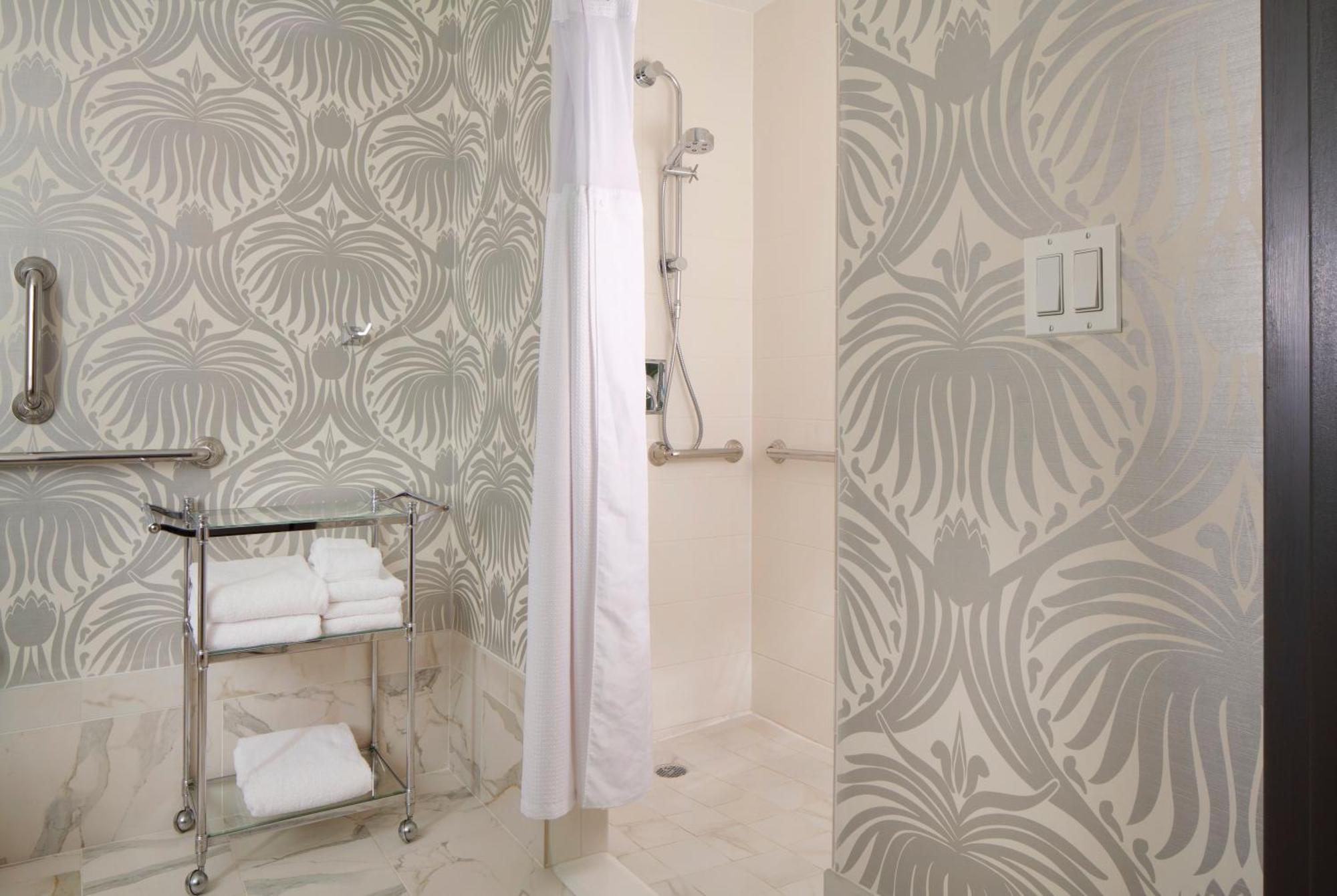 Silversmith Downtown