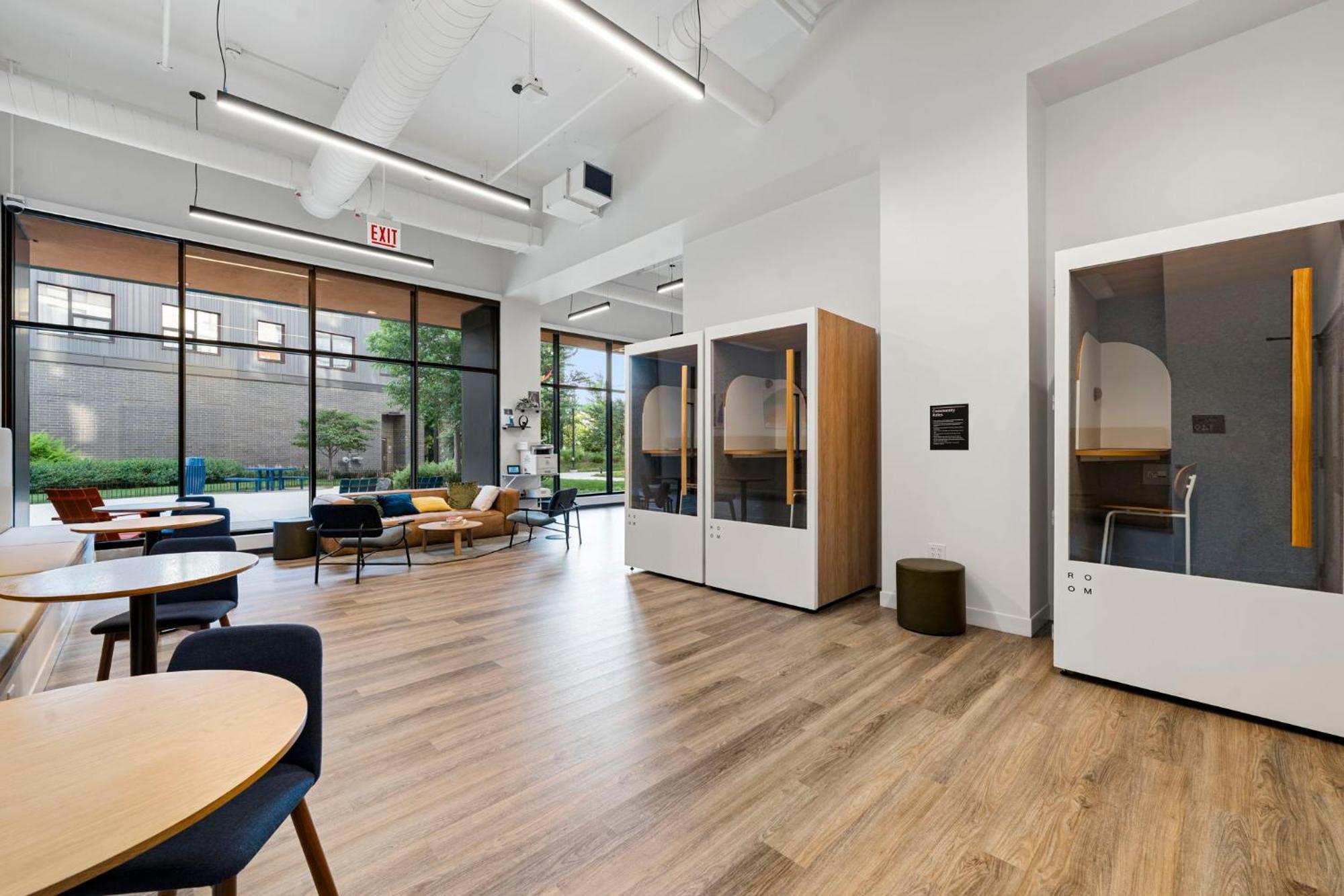 3br Escape Bright Sleek Spacious Hotel