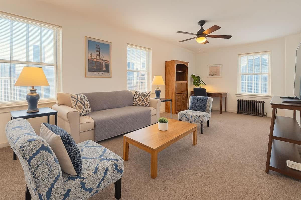 Apartment 1br Gold Coast Vintage Gem - Sp 1700 *