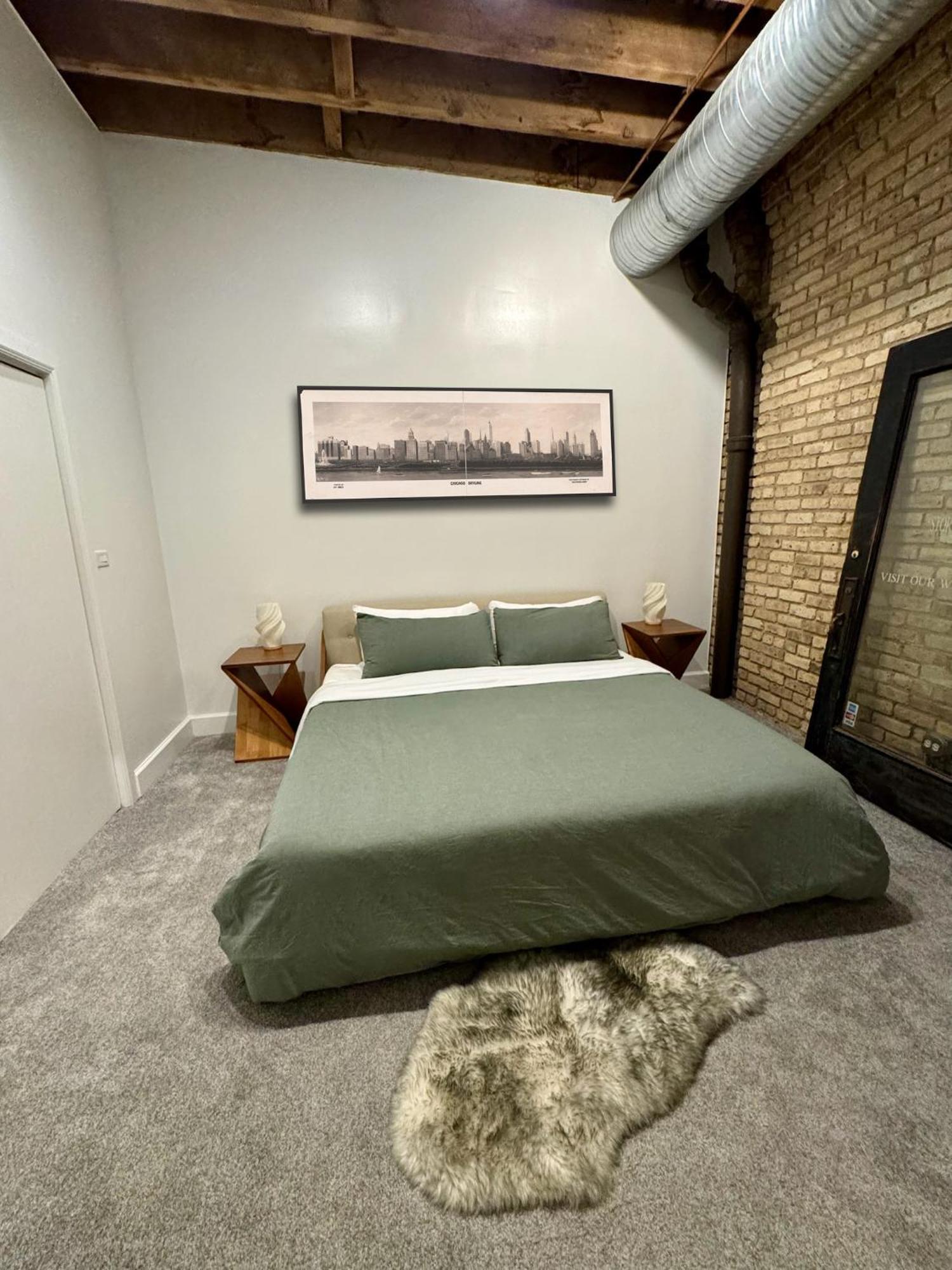 Luxe 3br Loft, Rooftop Lounge In Fulton Market *