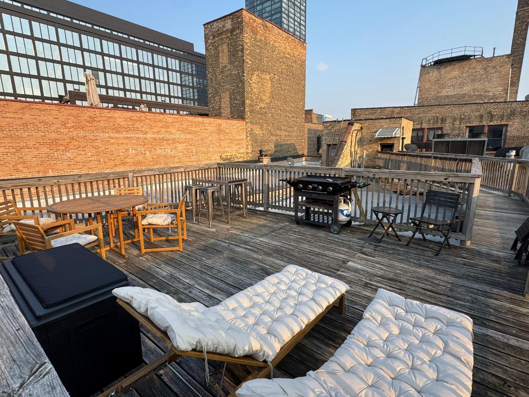 Luxe 3br Loft, Rooftop Lounge In Fulton Market *