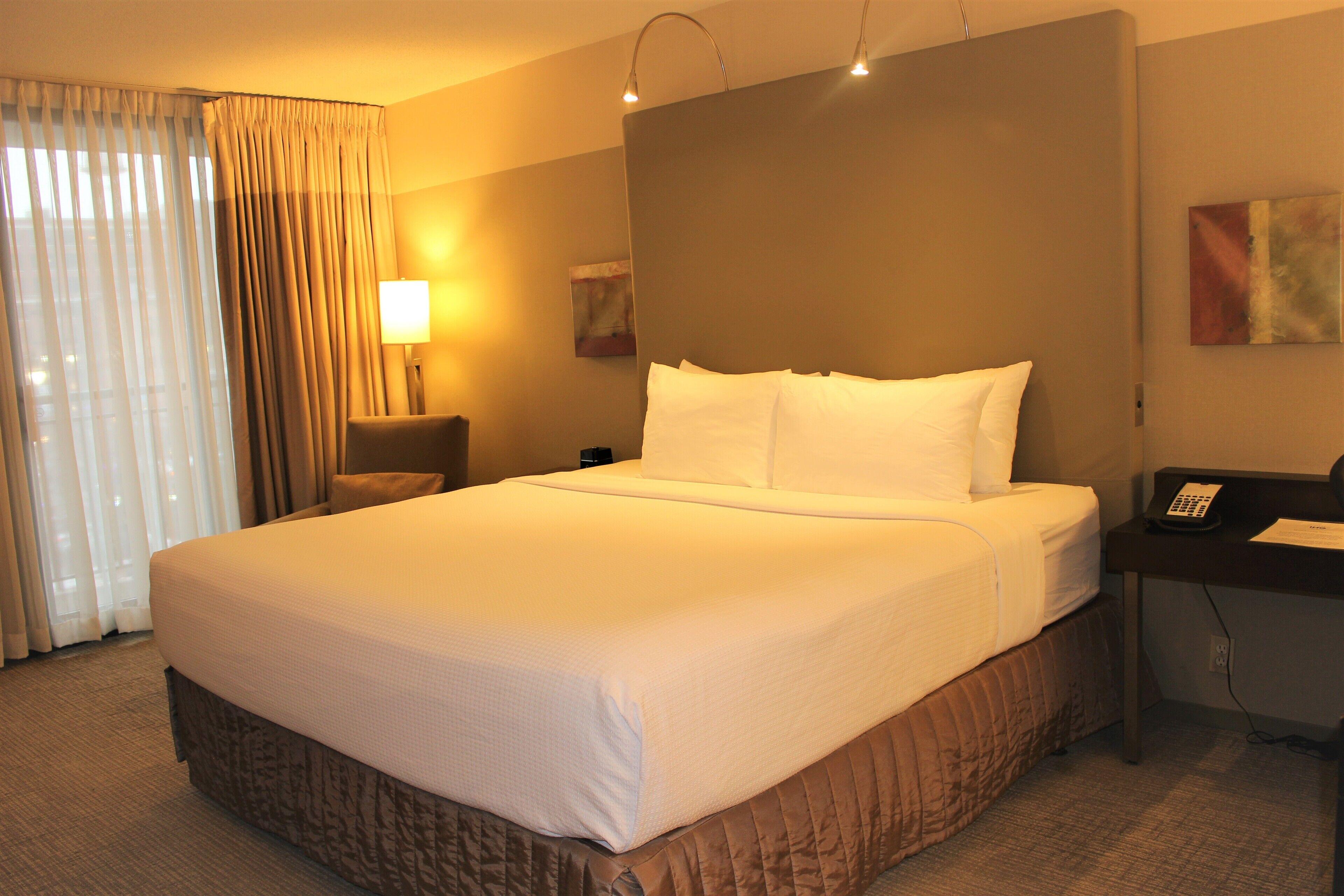 Crowne Plaza - West Loop By Ihg Hotel