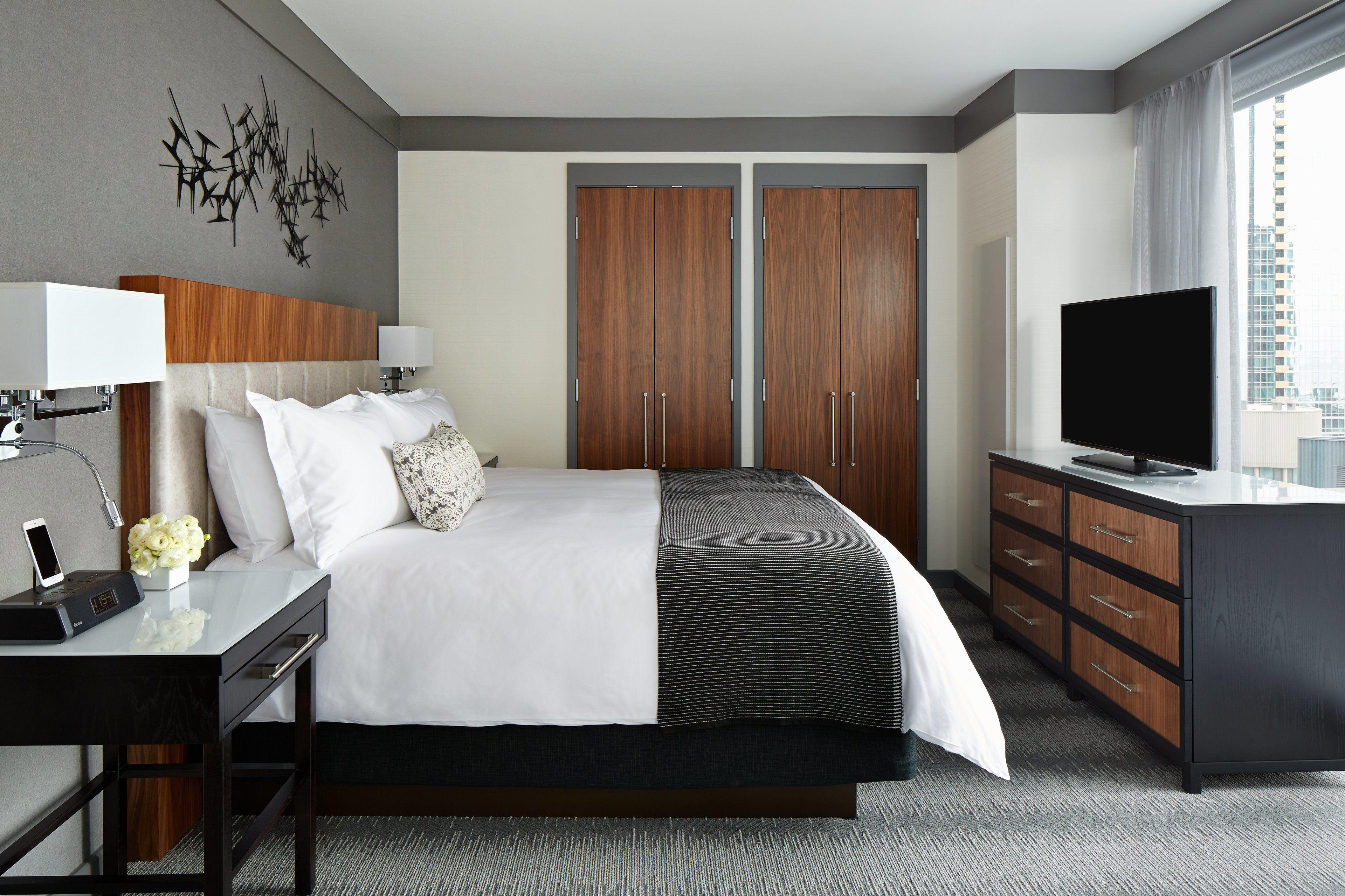 Loews Chicago