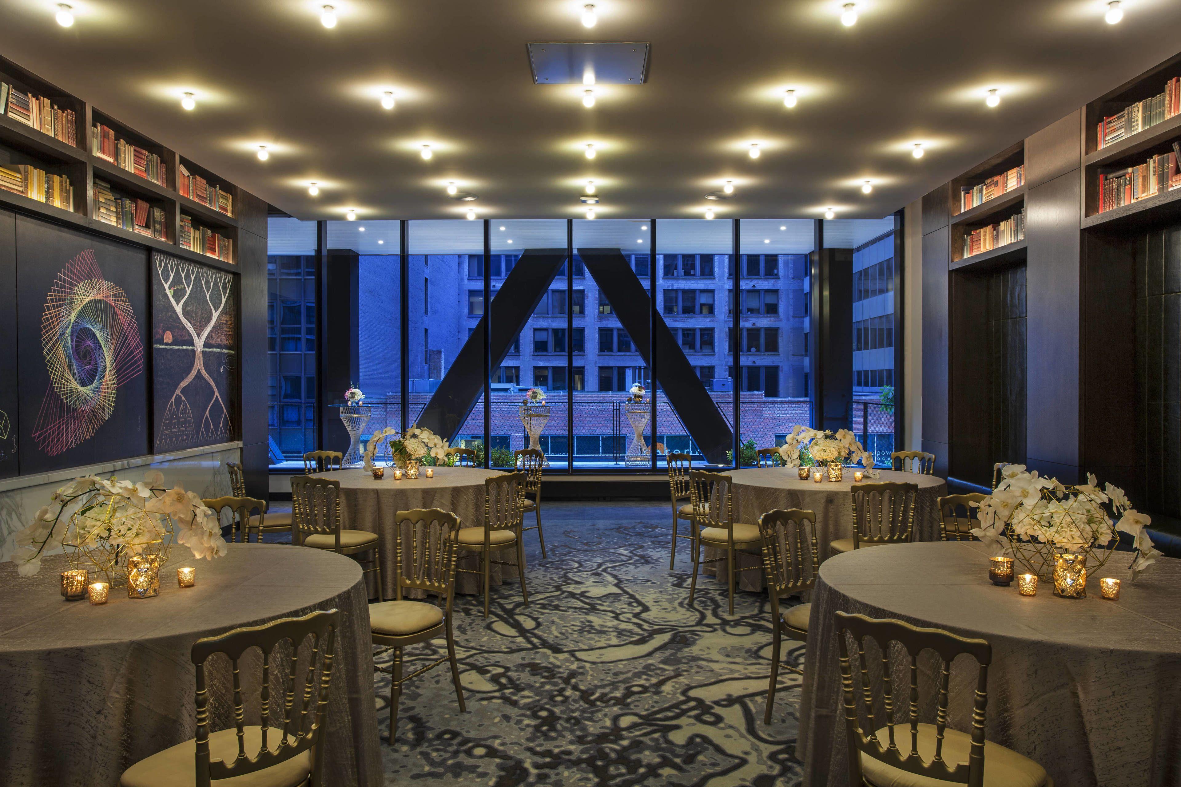 Emc2, Autograph Collection