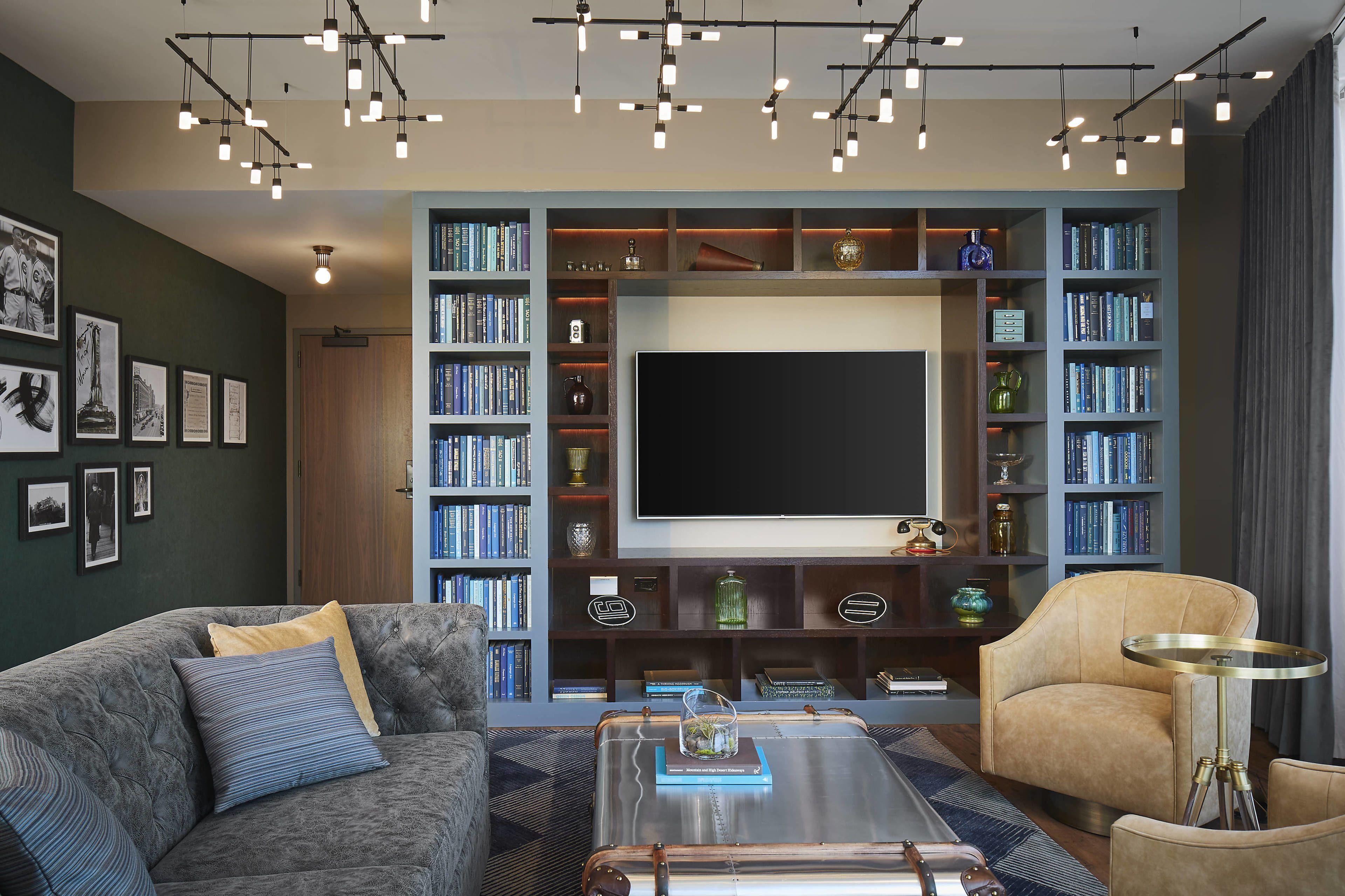 Hotel Zachary, Chicago, A Tribute Portfolio