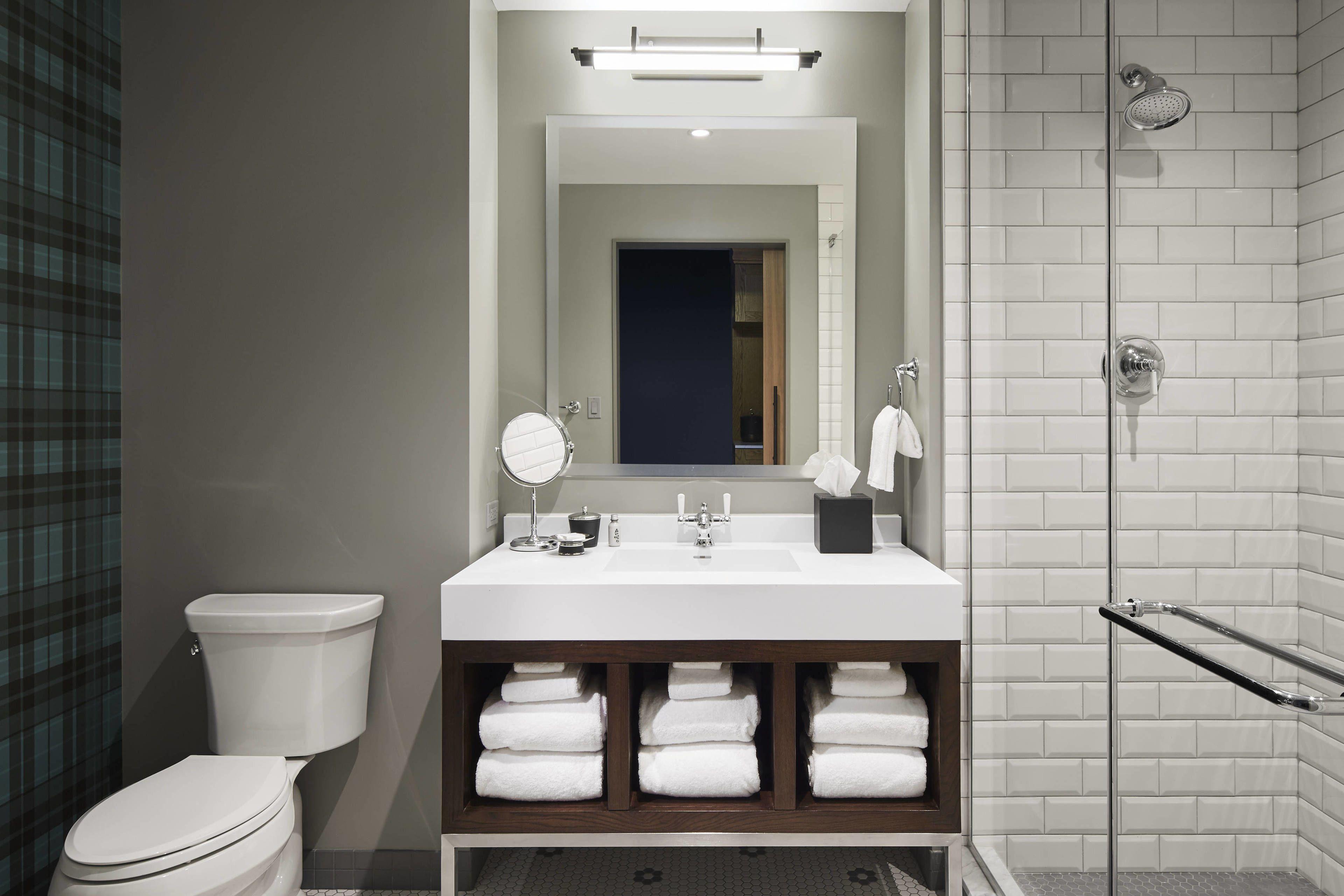 Zachary, Chicago, A Tribute Portfolio