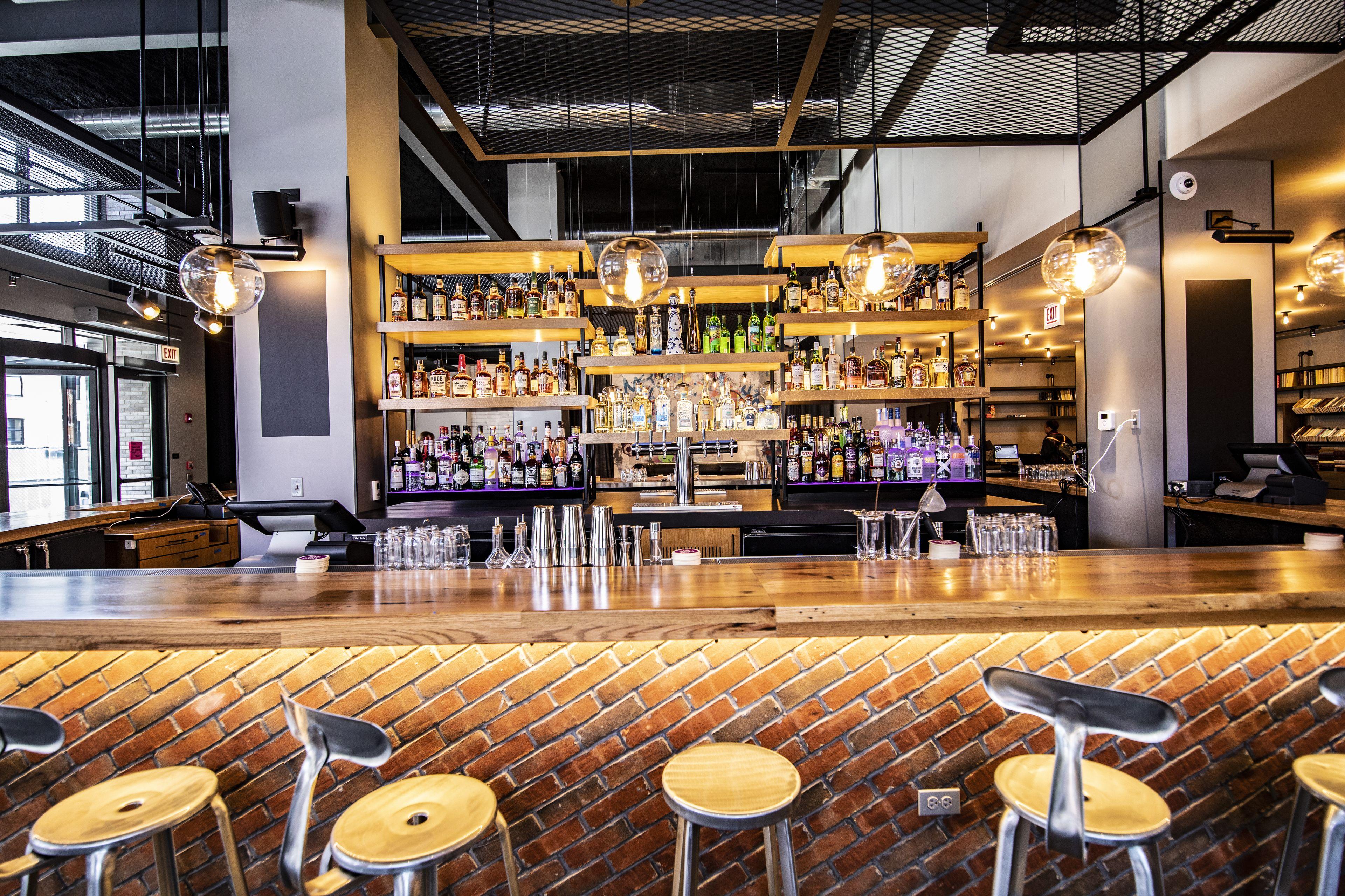 Moxy Downtown