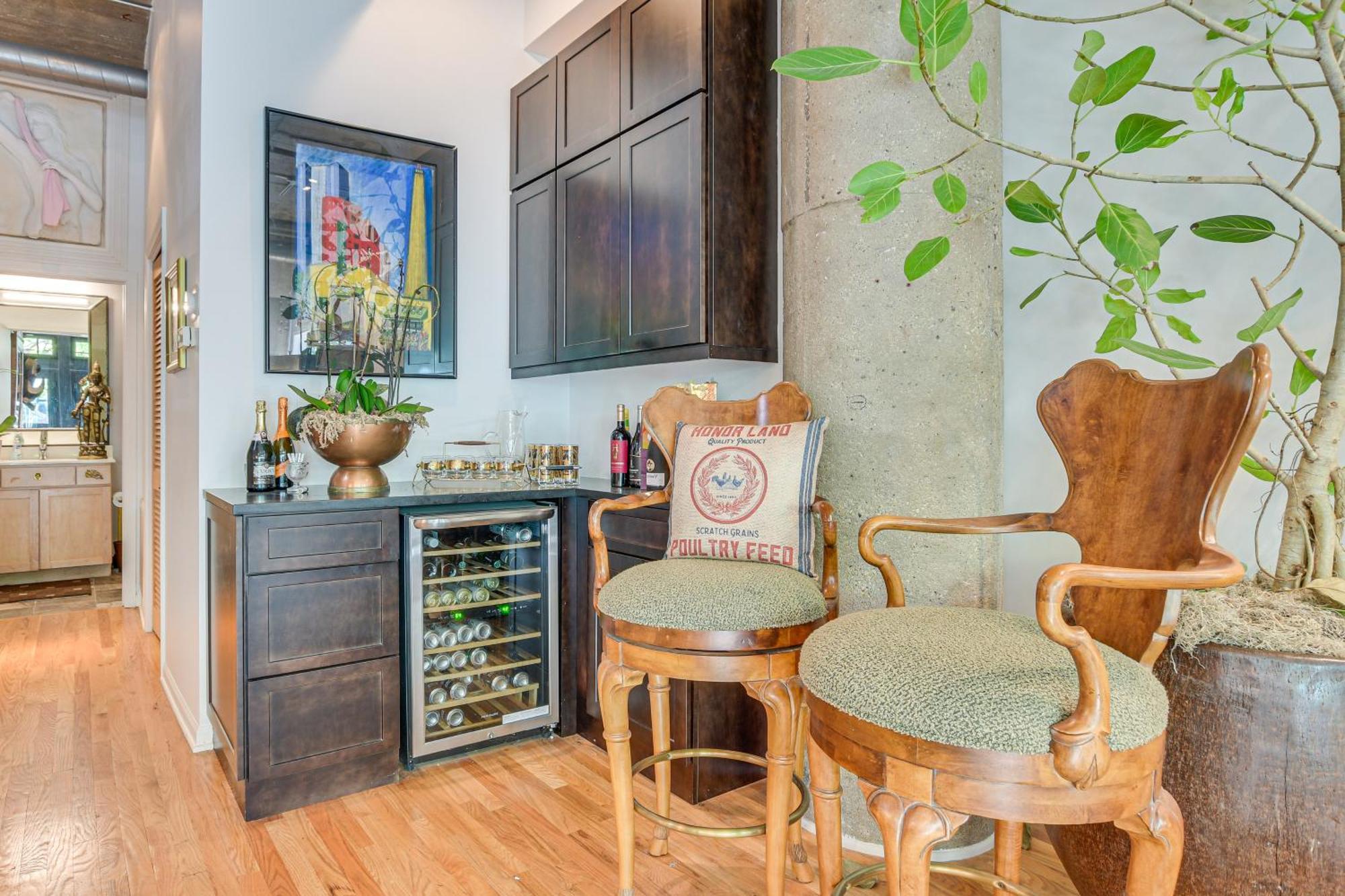 Apartment Steps To Uic Campus With Community Perks! Chicago