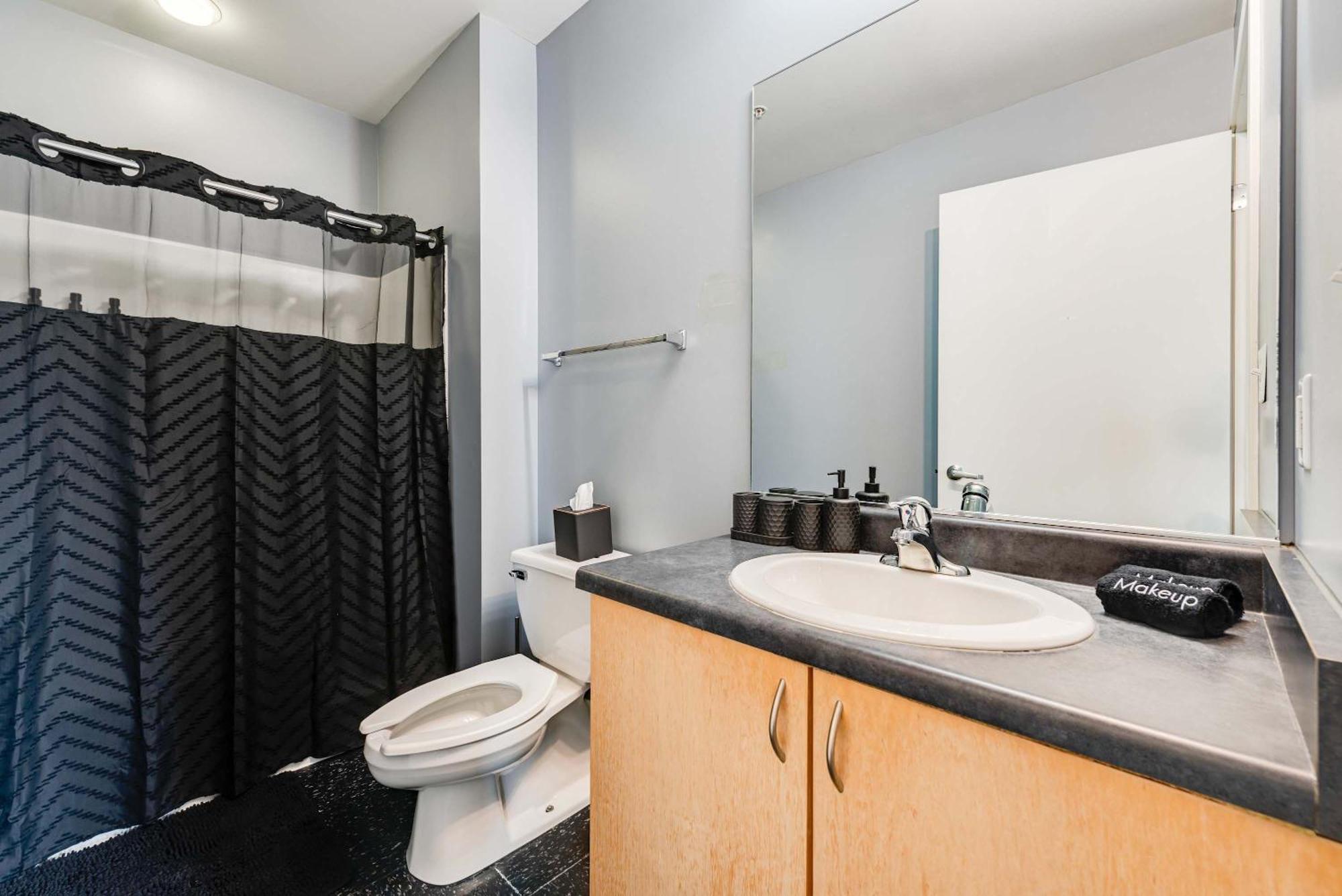 West Loop - Views With In & Out Parking 5 Chicago