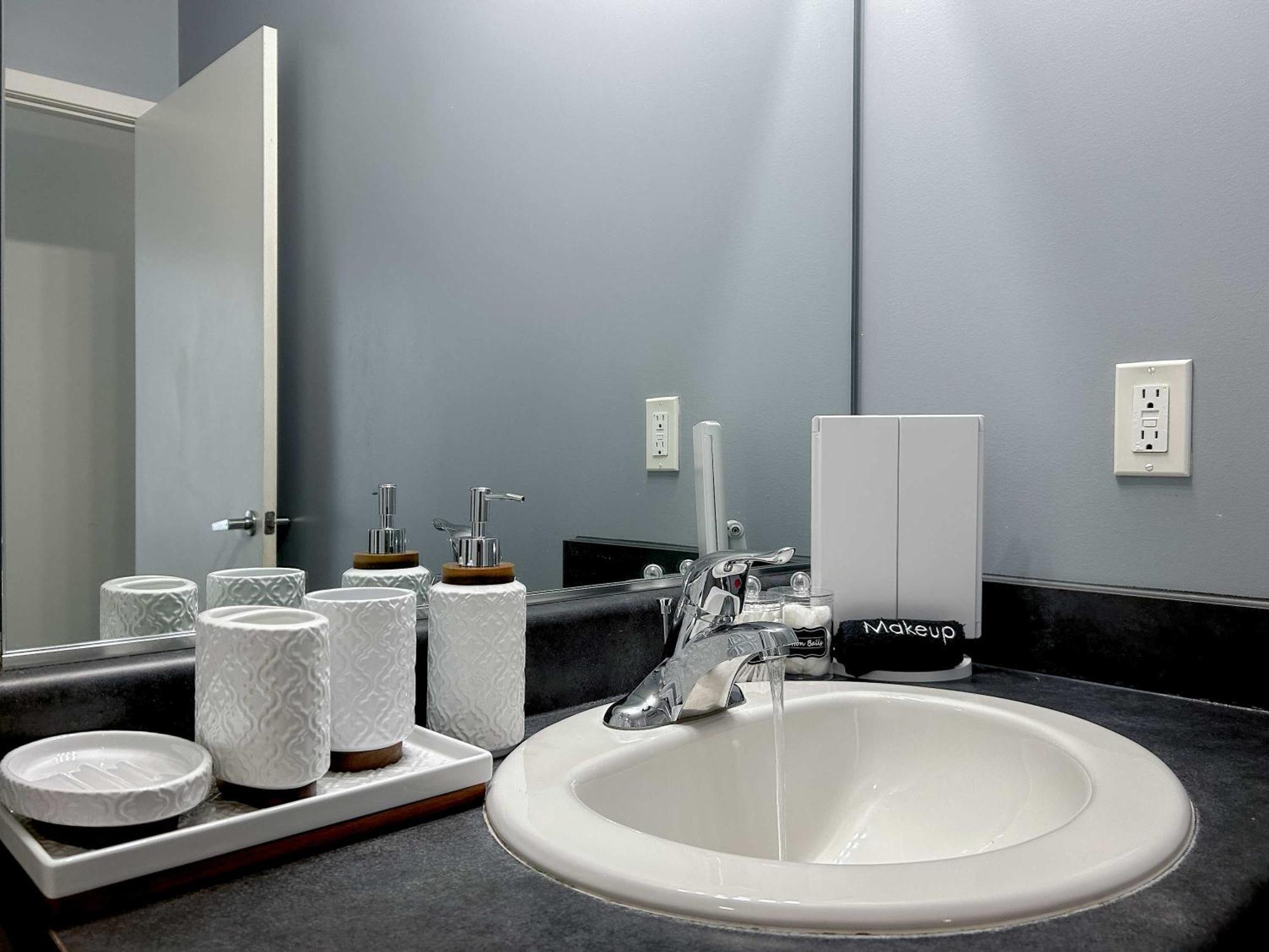 West Loop - Views With In & Out Parking 5 Chicago