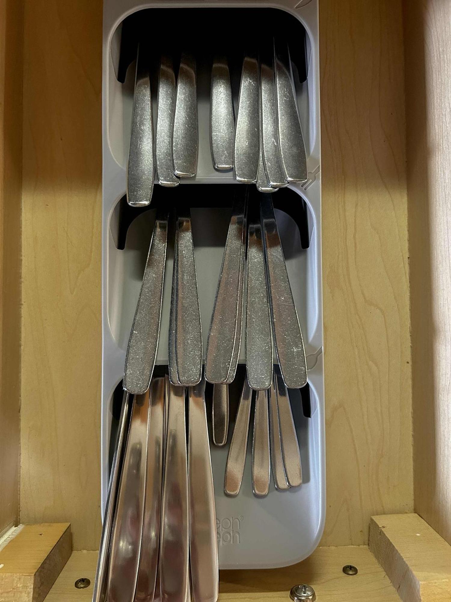 West Loop - Views With In & Out Parking 5 Apartment *