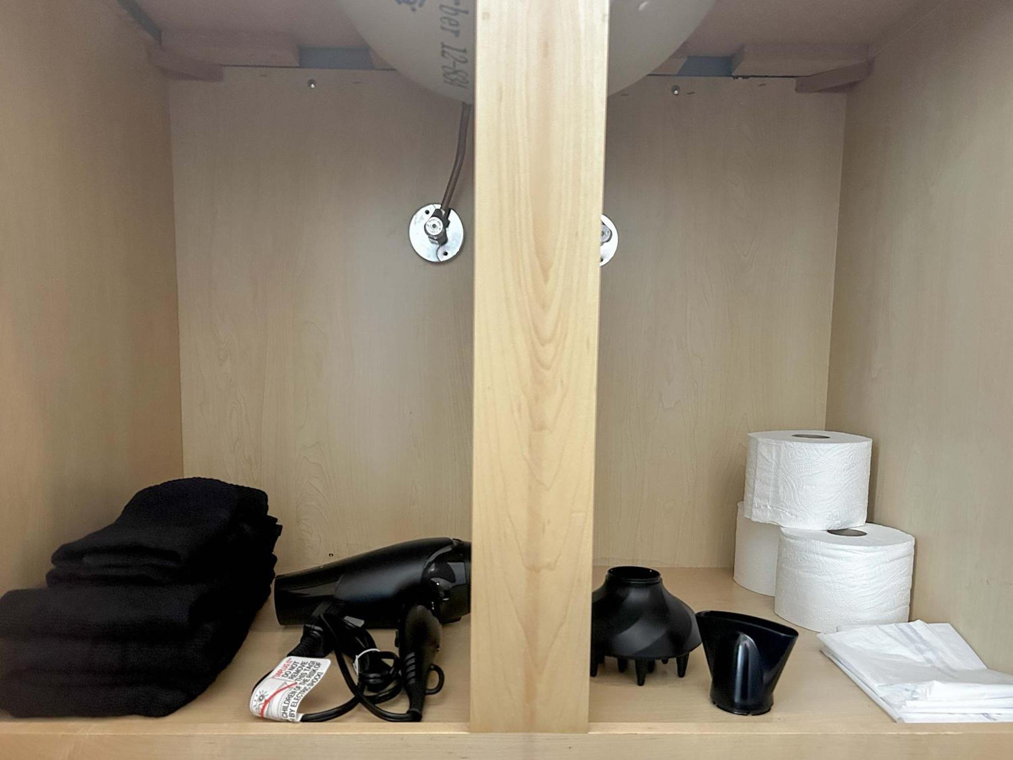 West Loop - Views With In & Out Parking 5 Chicago