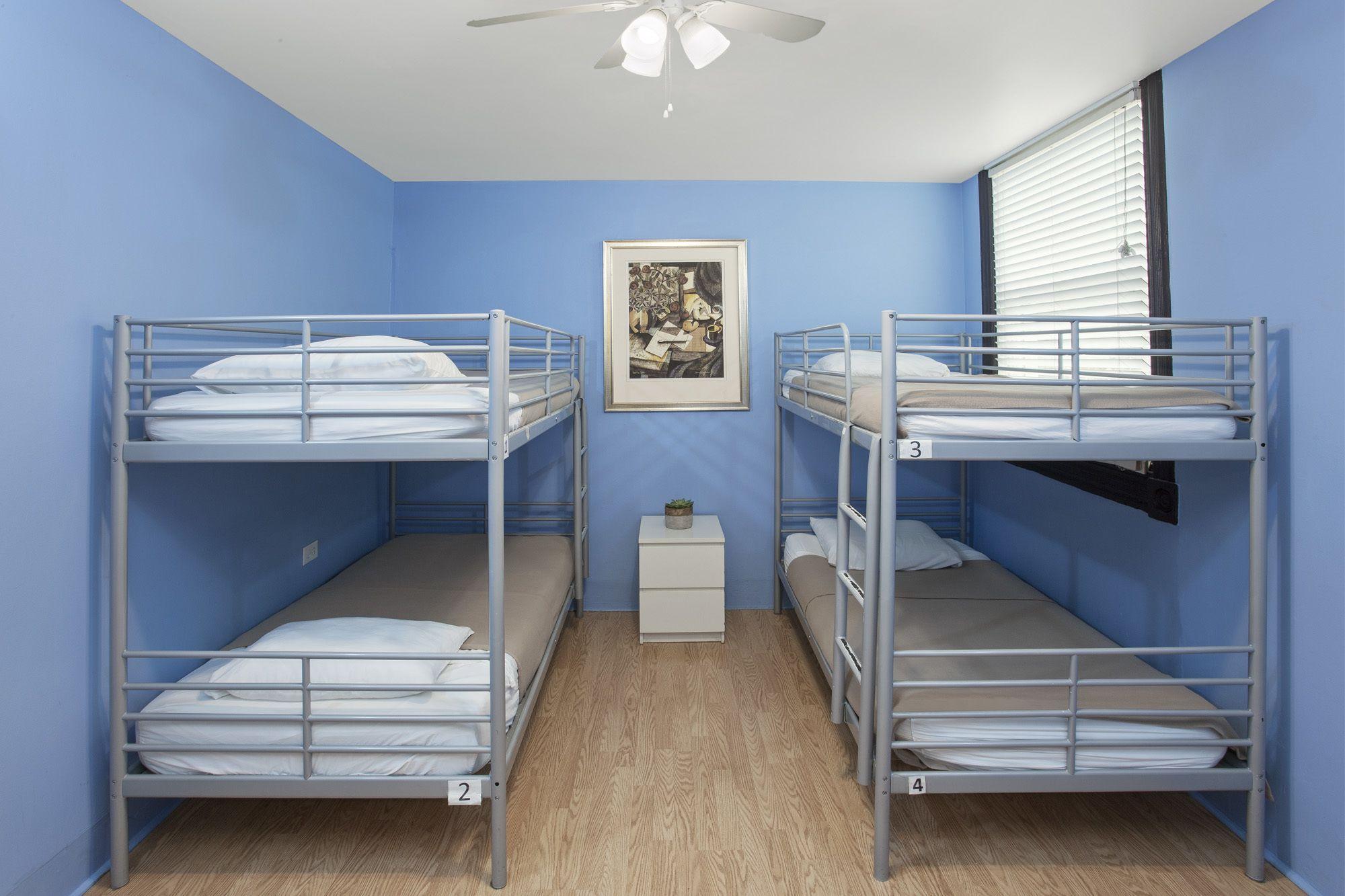 Hostel Parthenon *