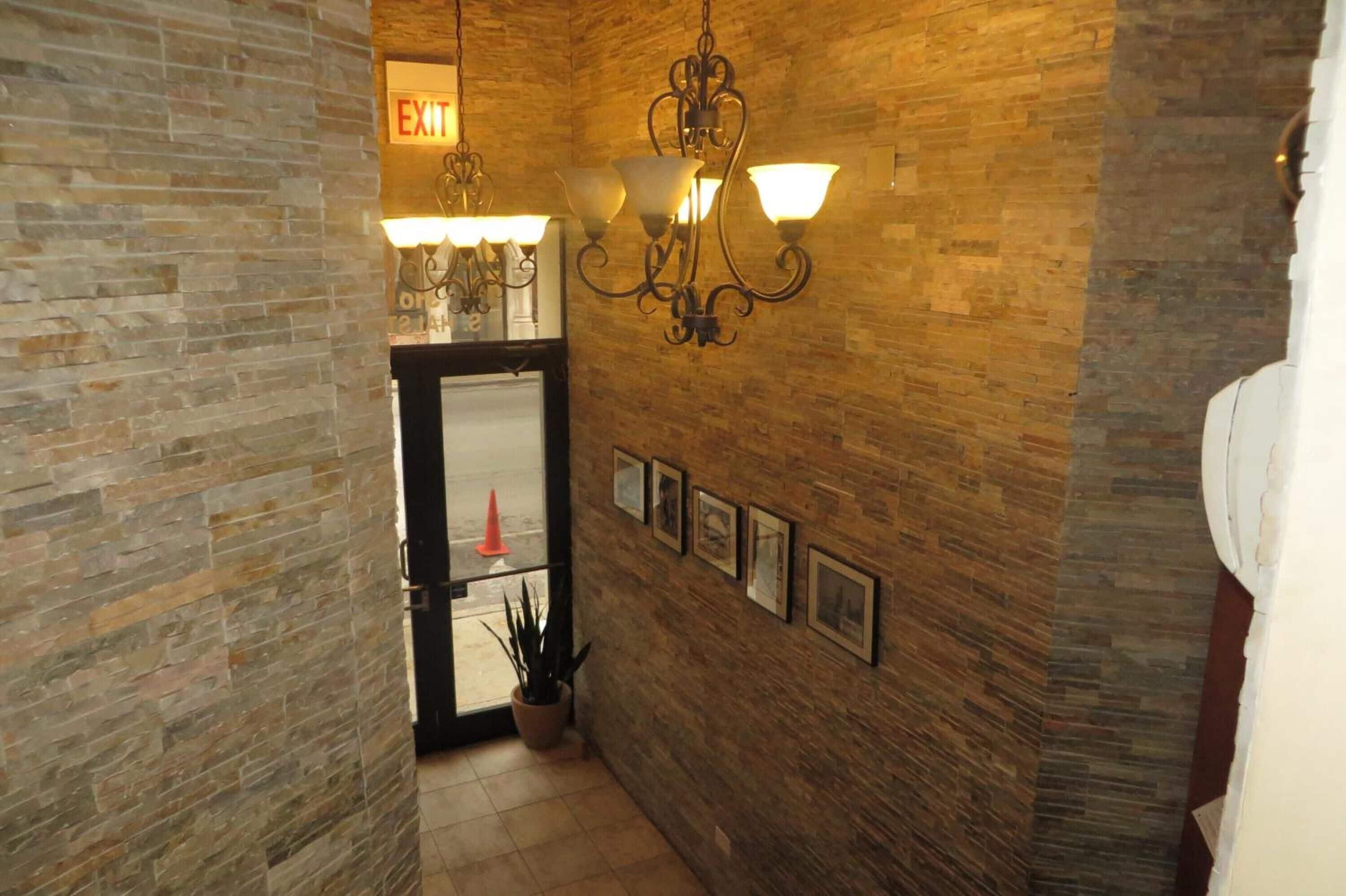 Hostel Parthenon *