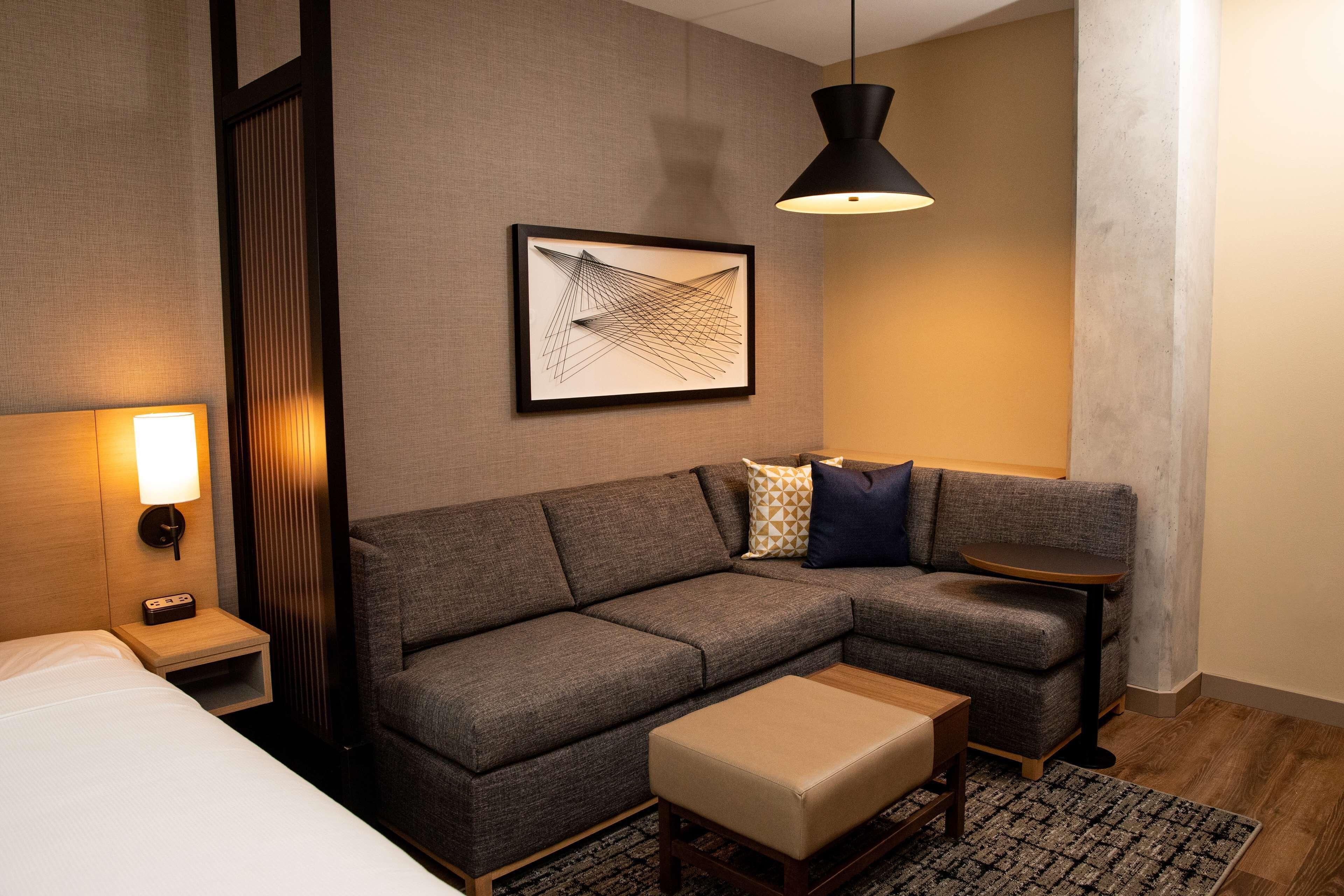 Hyatt Place Wicker Park 3*