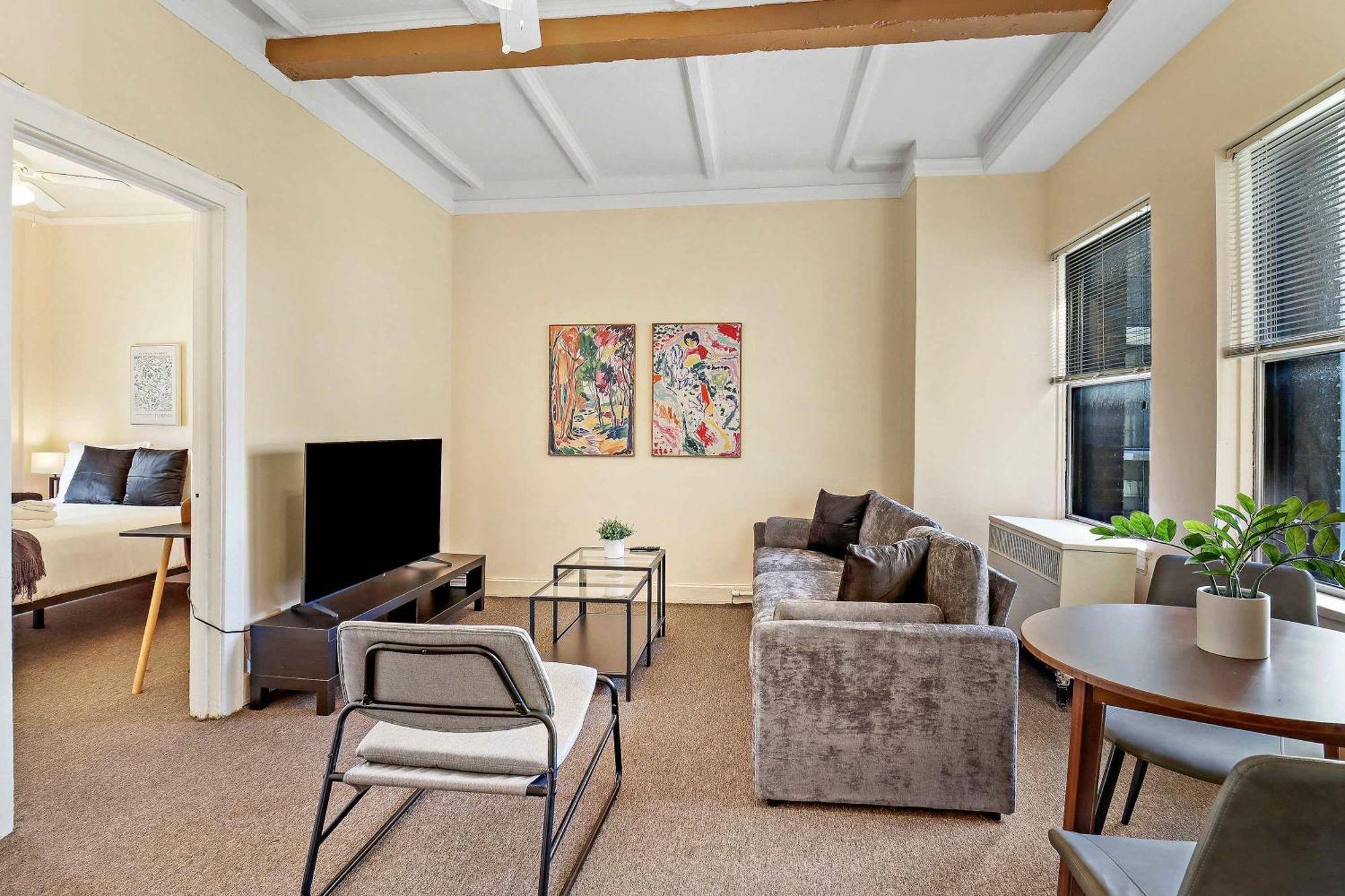 Apartment Life Simplified & Furnished 1br - Sp 1110 *