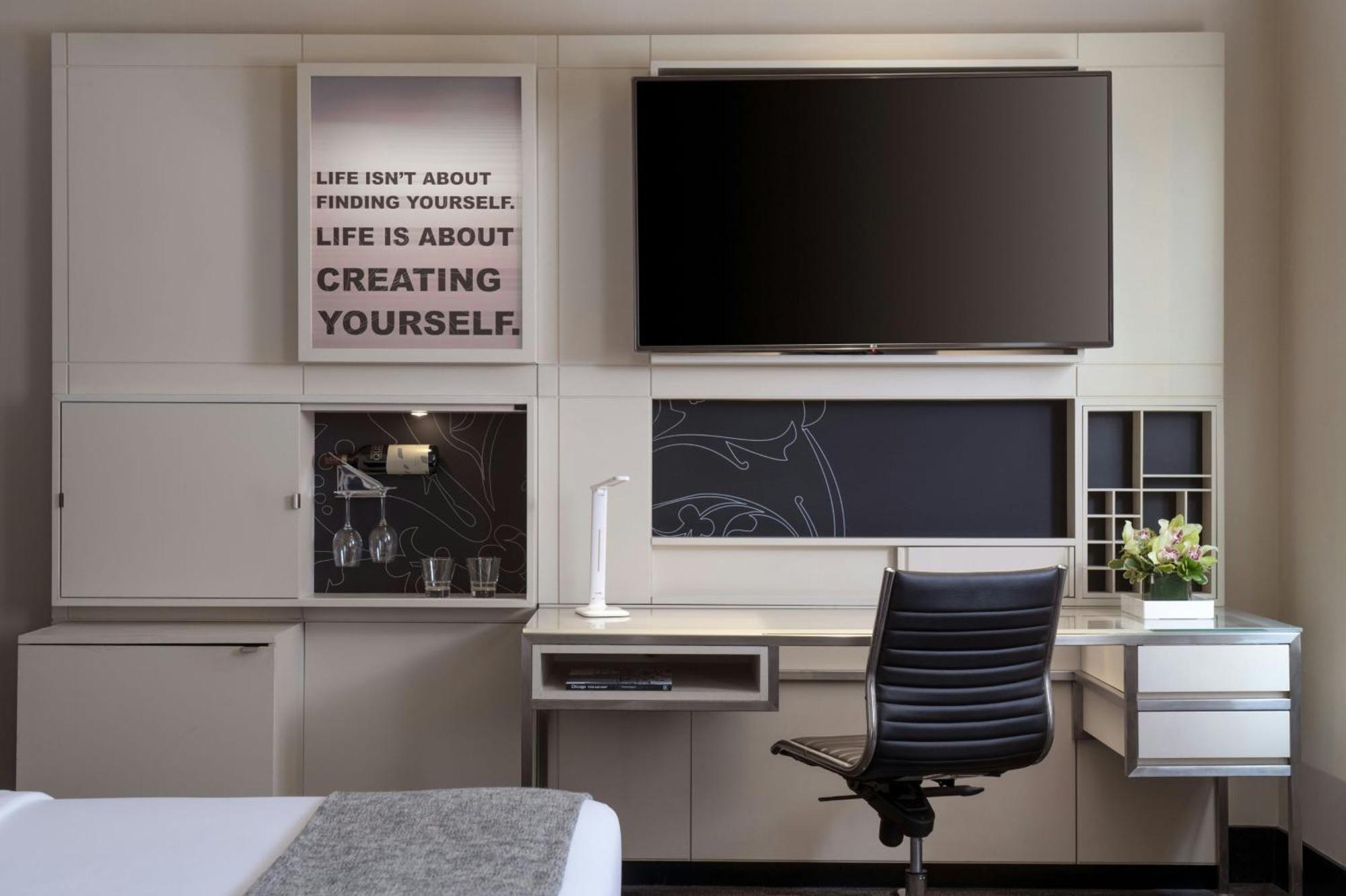 Hotel The Midland Hotel, Chicago, A Tribute Portfolio