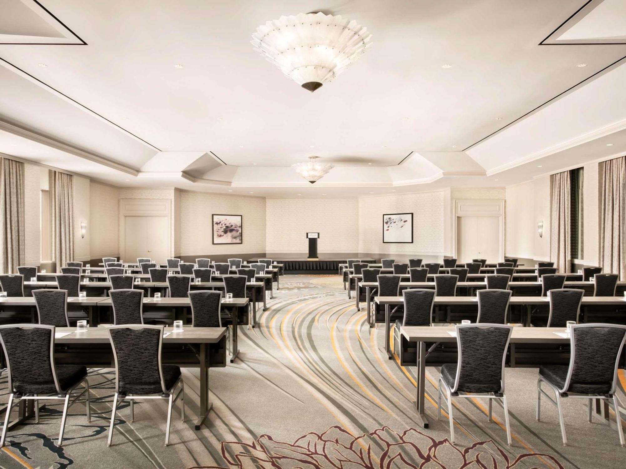 Fairmont Millennium Park Hotel