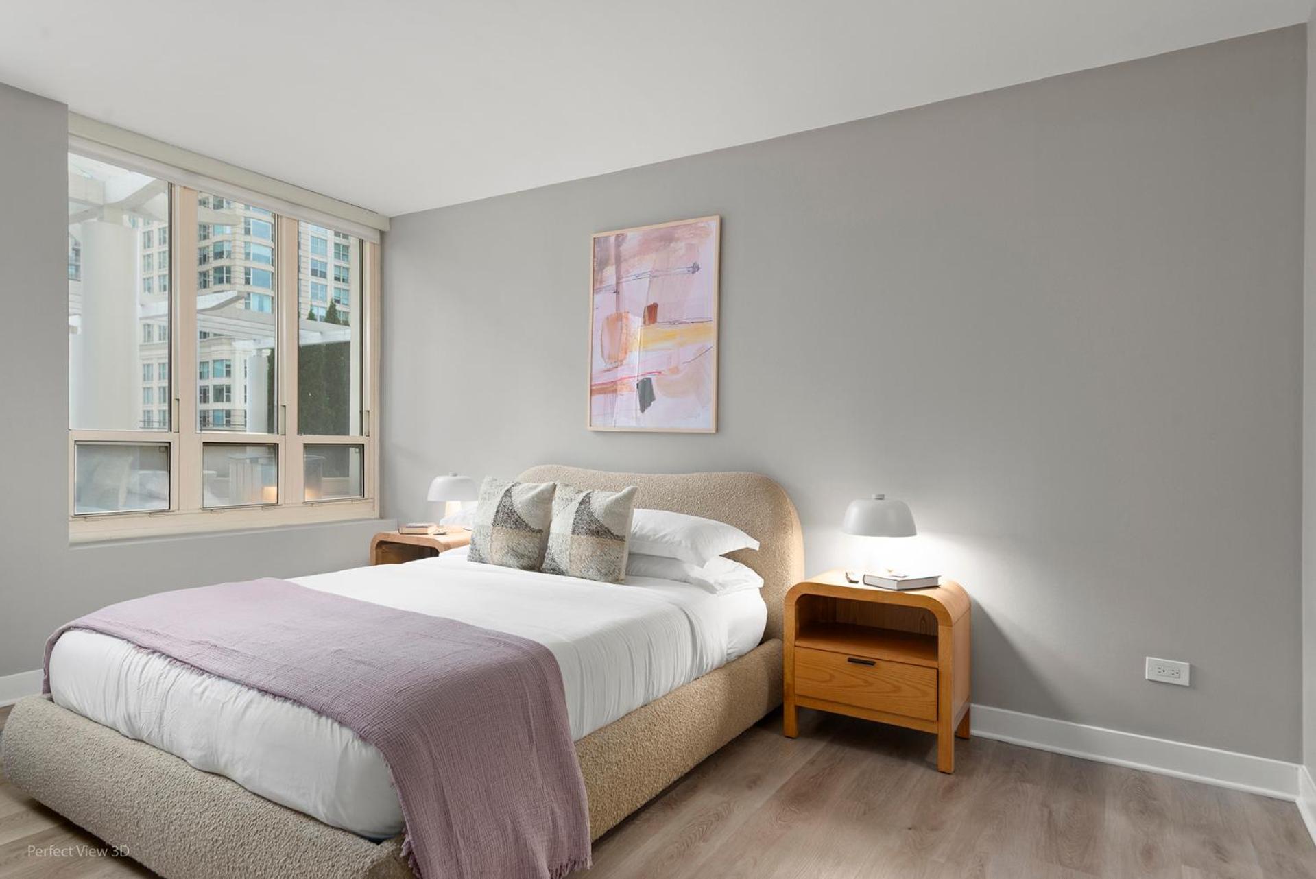 The Bernardin Gold Coast Luxury Near Magnificent Mile Apartment *