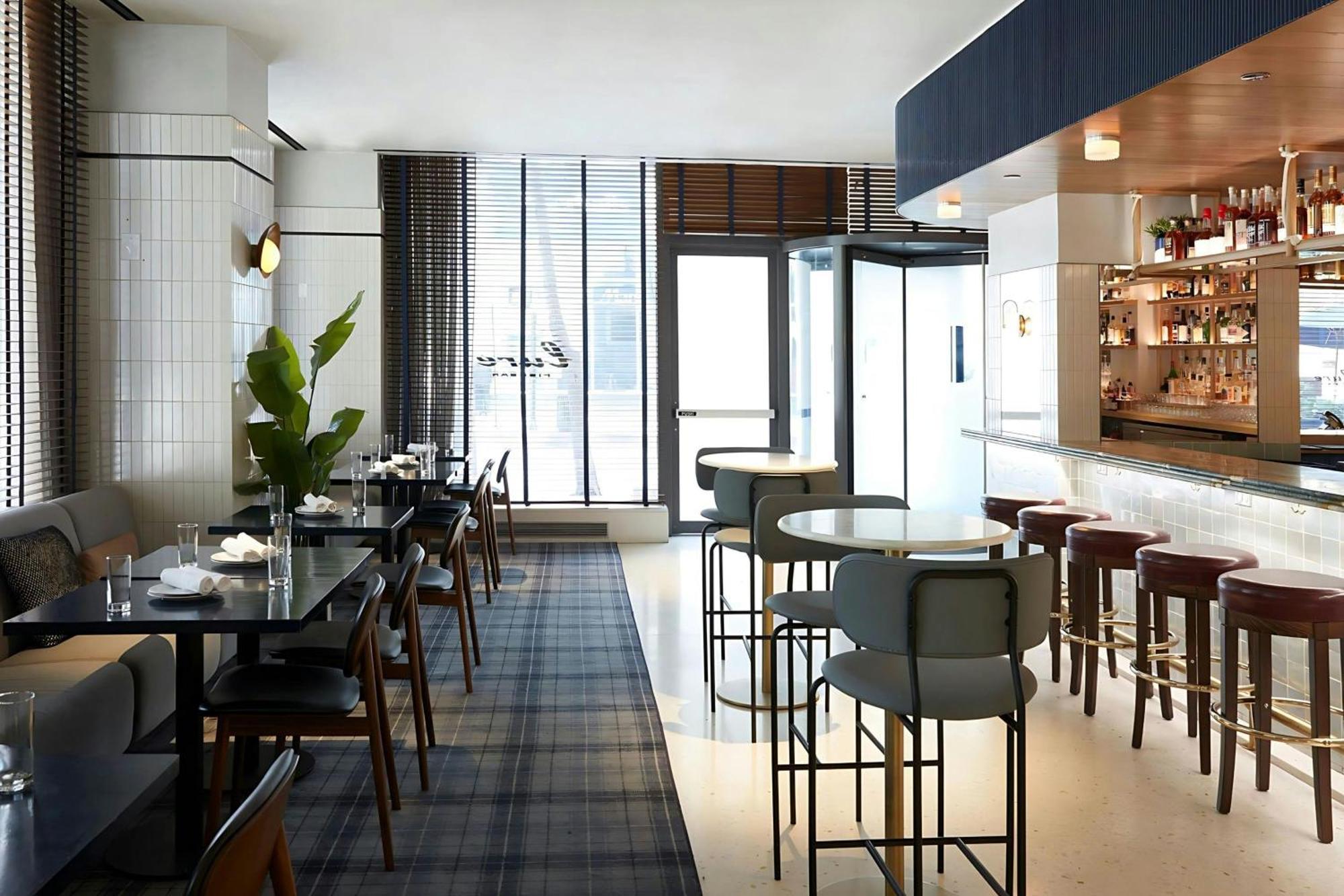 Hotel 55 Downtown Chicago