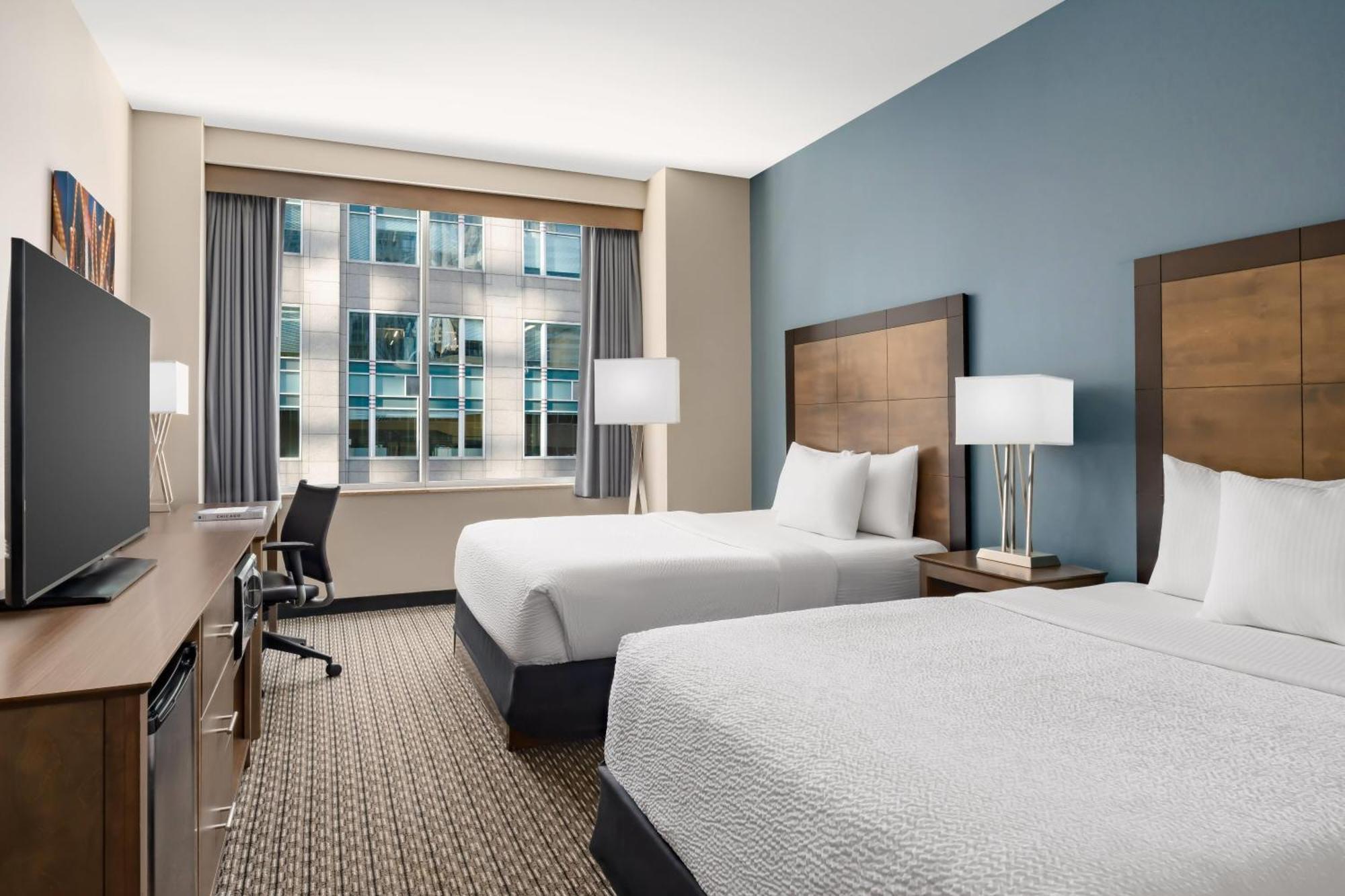 La Quinta Inn & Suites by Wyndham Chicago Downtown Chicago