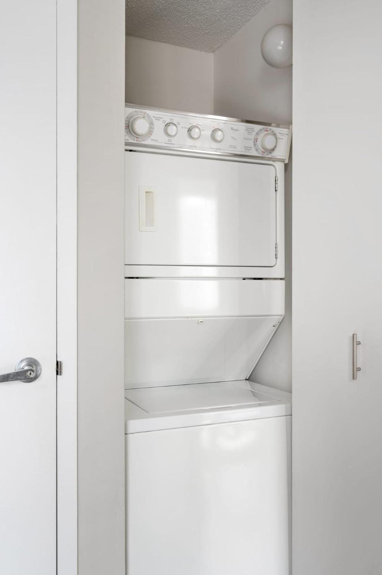 Aparthotel Kasa Magnificent Mile 4*