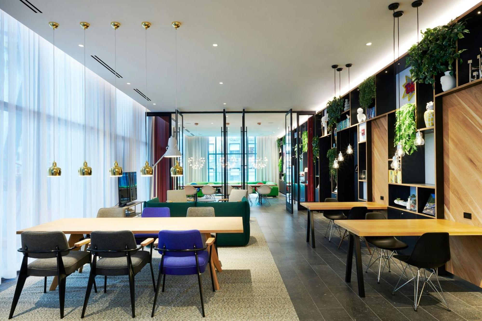 Citizenm Downtown Hotel 4*