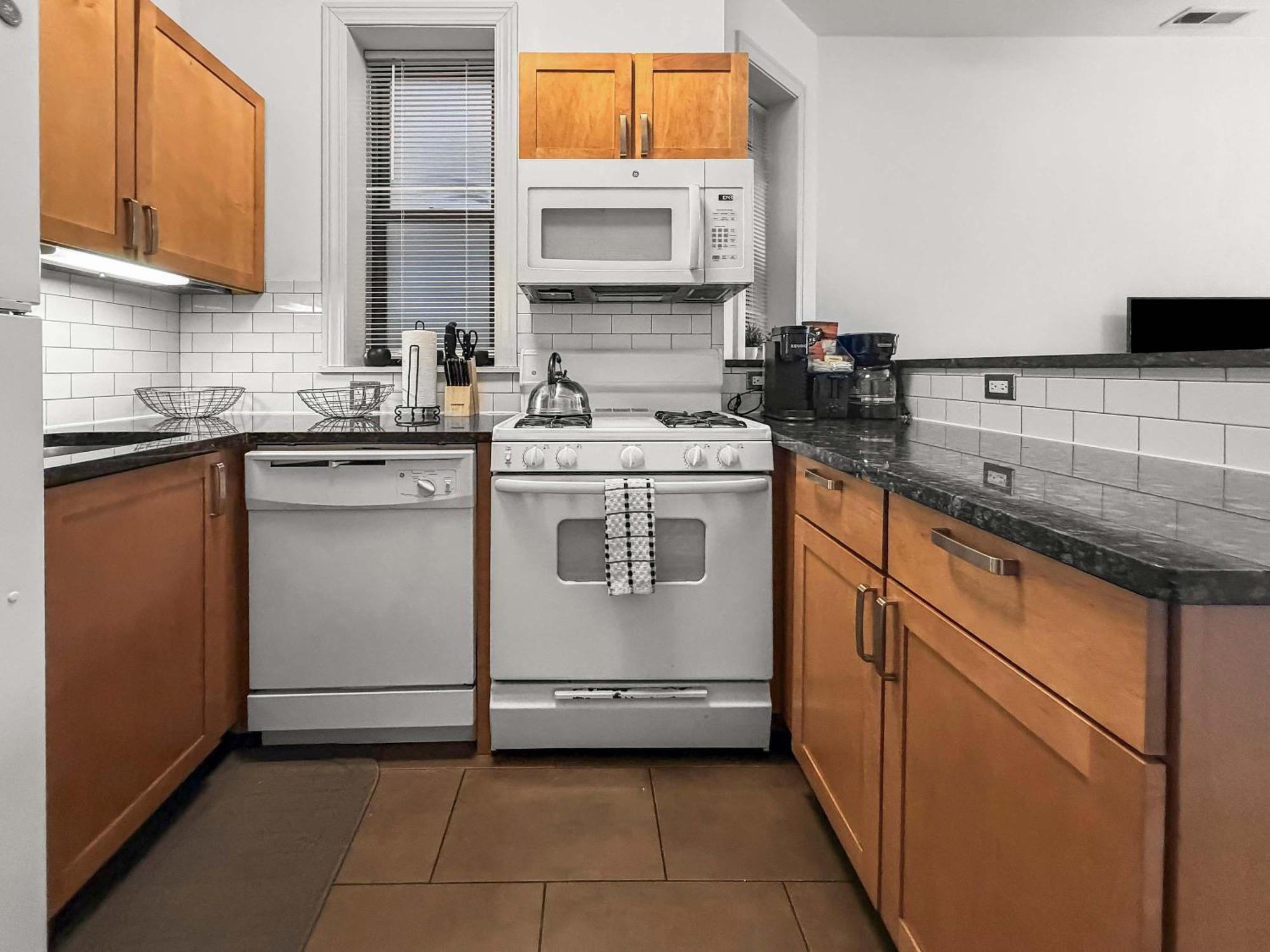 Apartment 4br Cozy Place With For Everyone - Maryland 2 Chicago