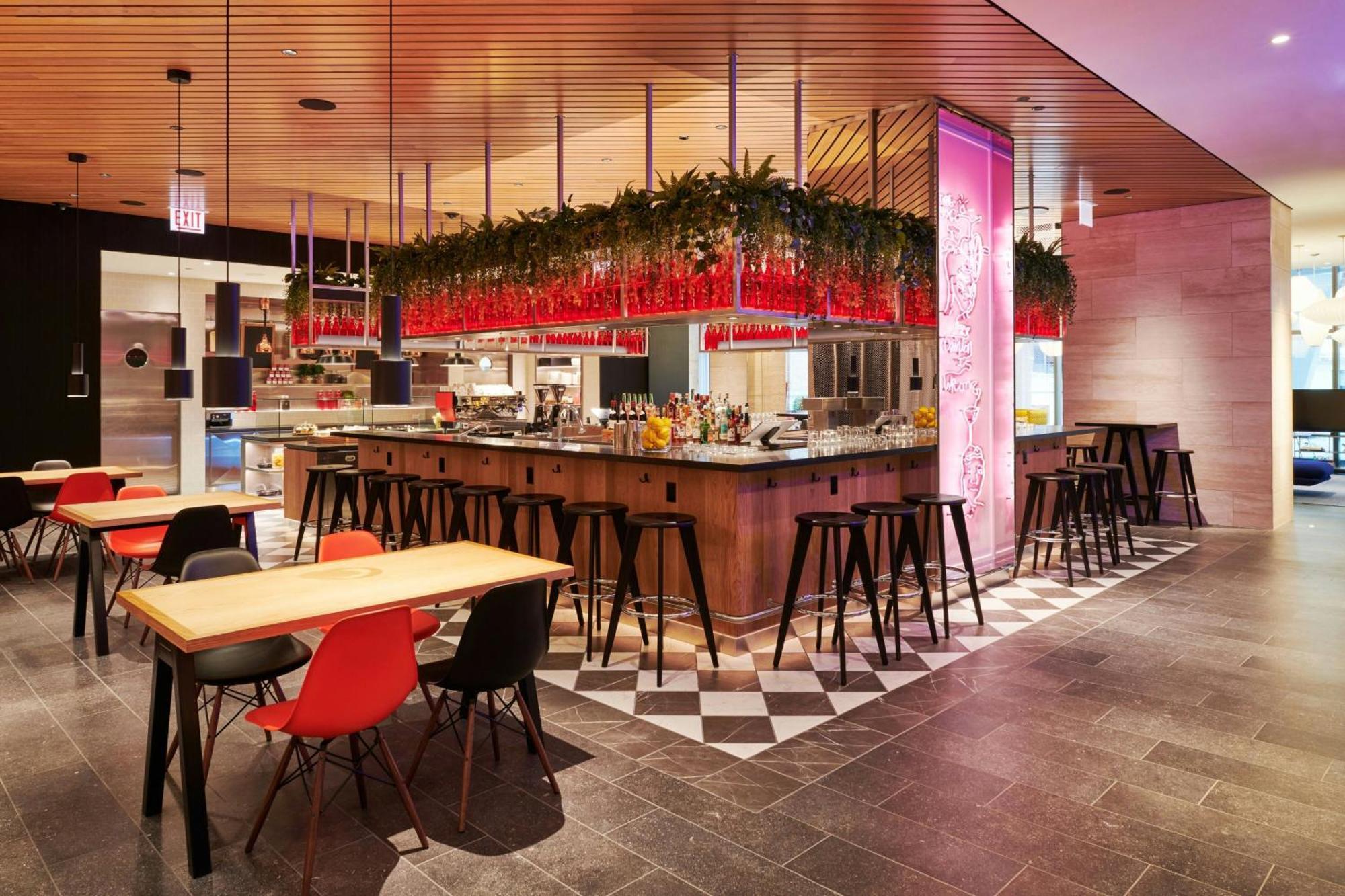 Citizenm Downtown Hotel 4*