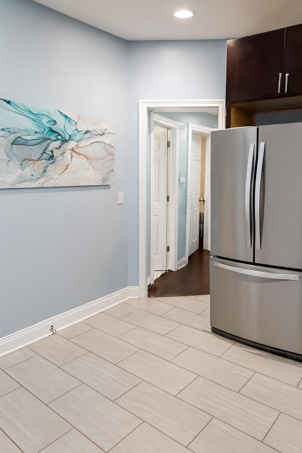 Apartment Prime Wrigley Spot Workspace Chicago