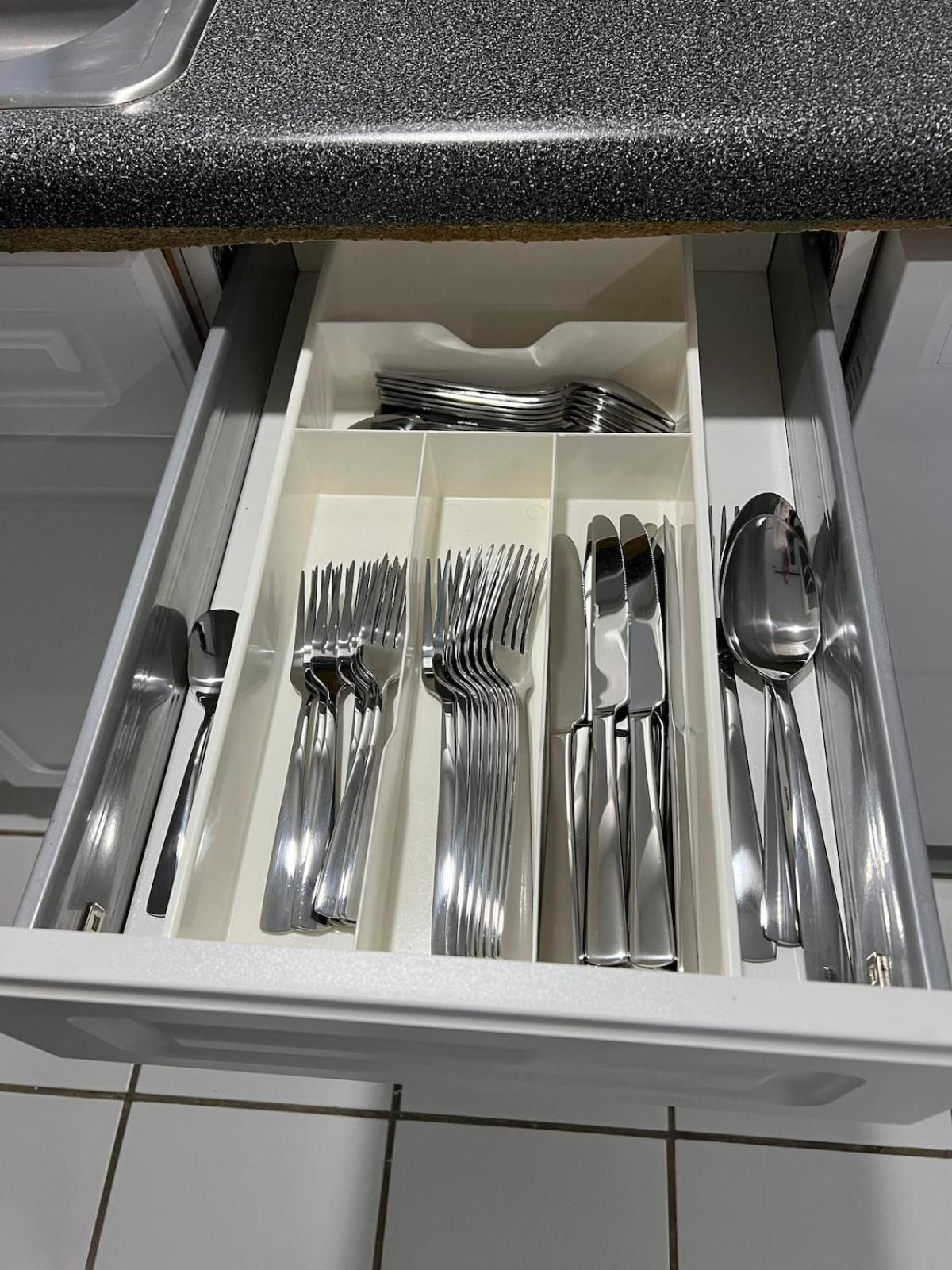 Private 2br 2ba Heart Of Boystown Walk To Wrigley *