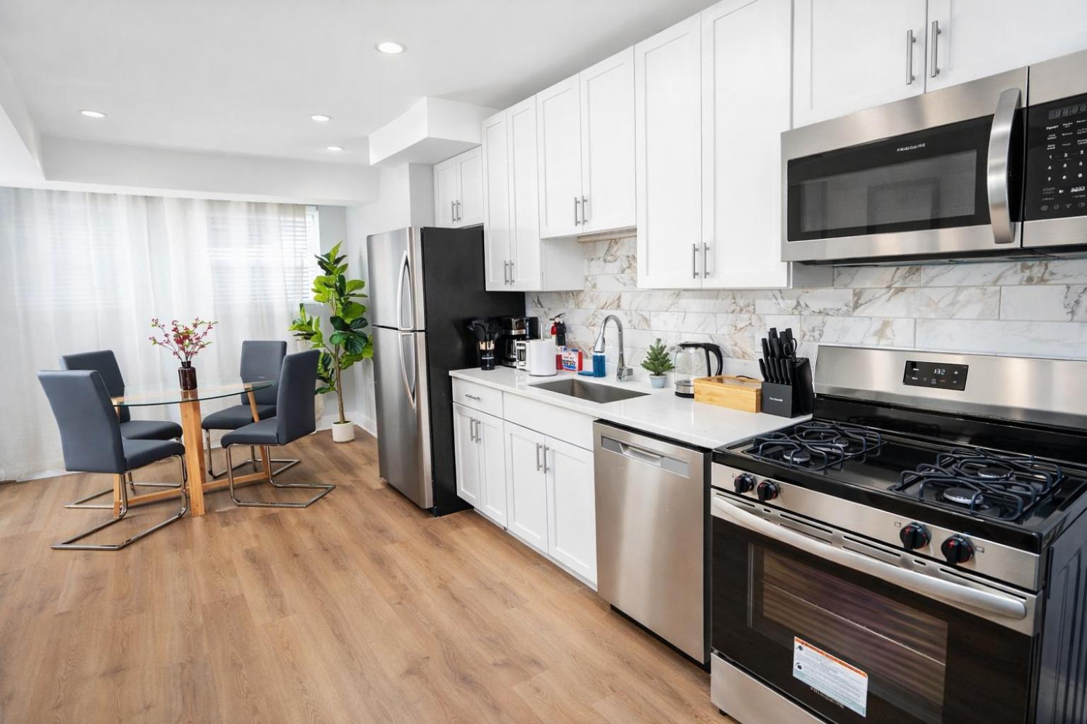 Apartment Cozy 3br Garden Near Loyola & Downtown