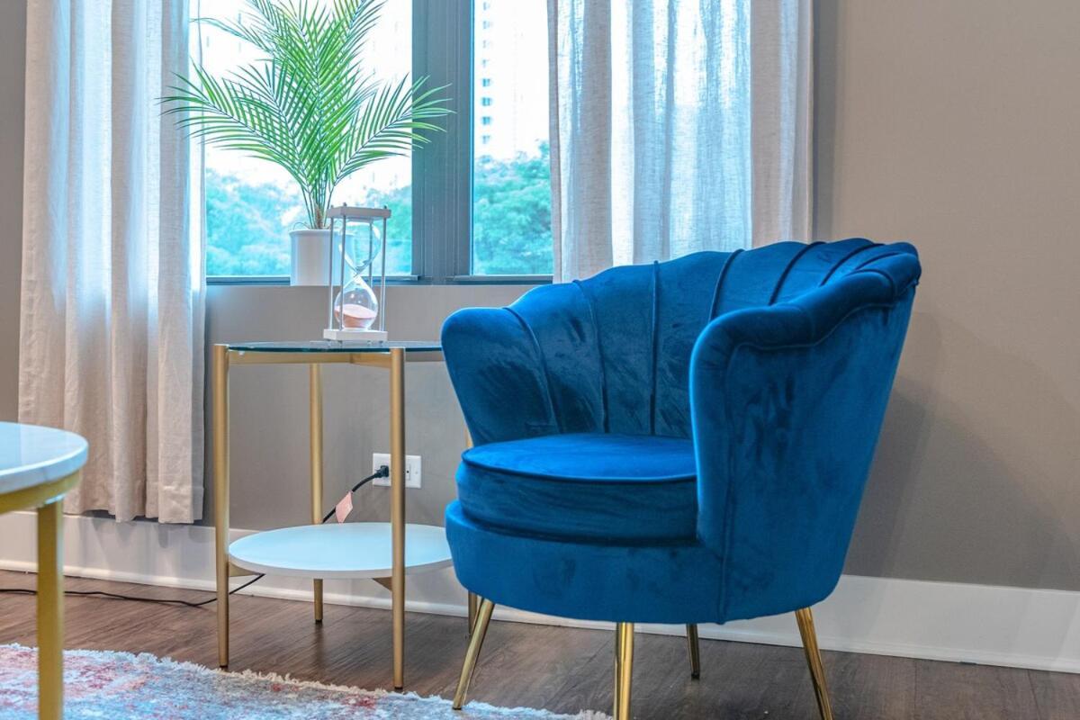 Luxurious 3br Near Mccormick Place 2001 South St - 3e Apartment *