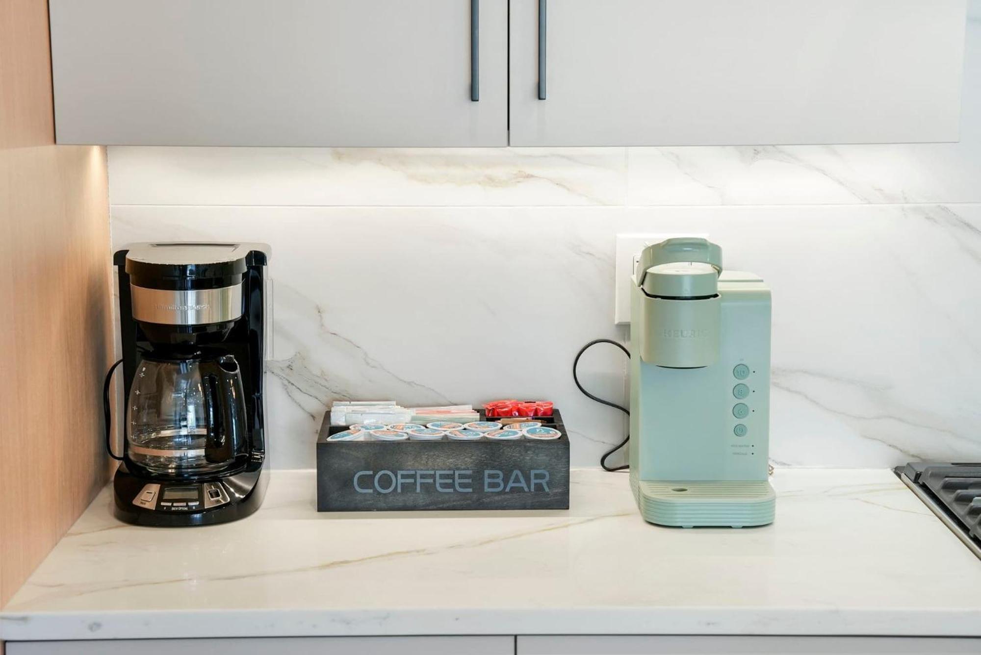 Apartment Modern By Med District With Parking & Laundry Chicago