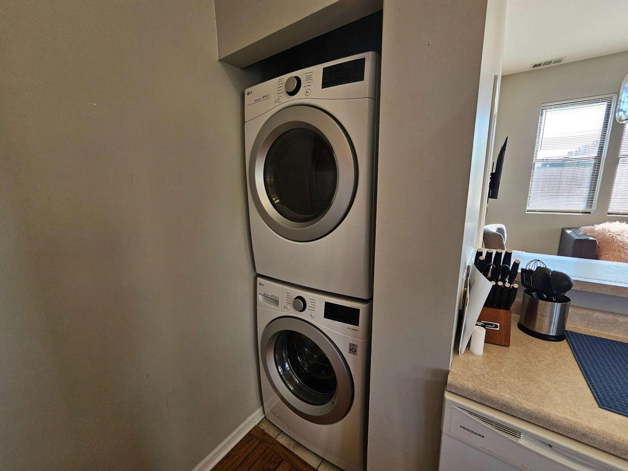 Apartment Two Bedroom West Loop Chicago