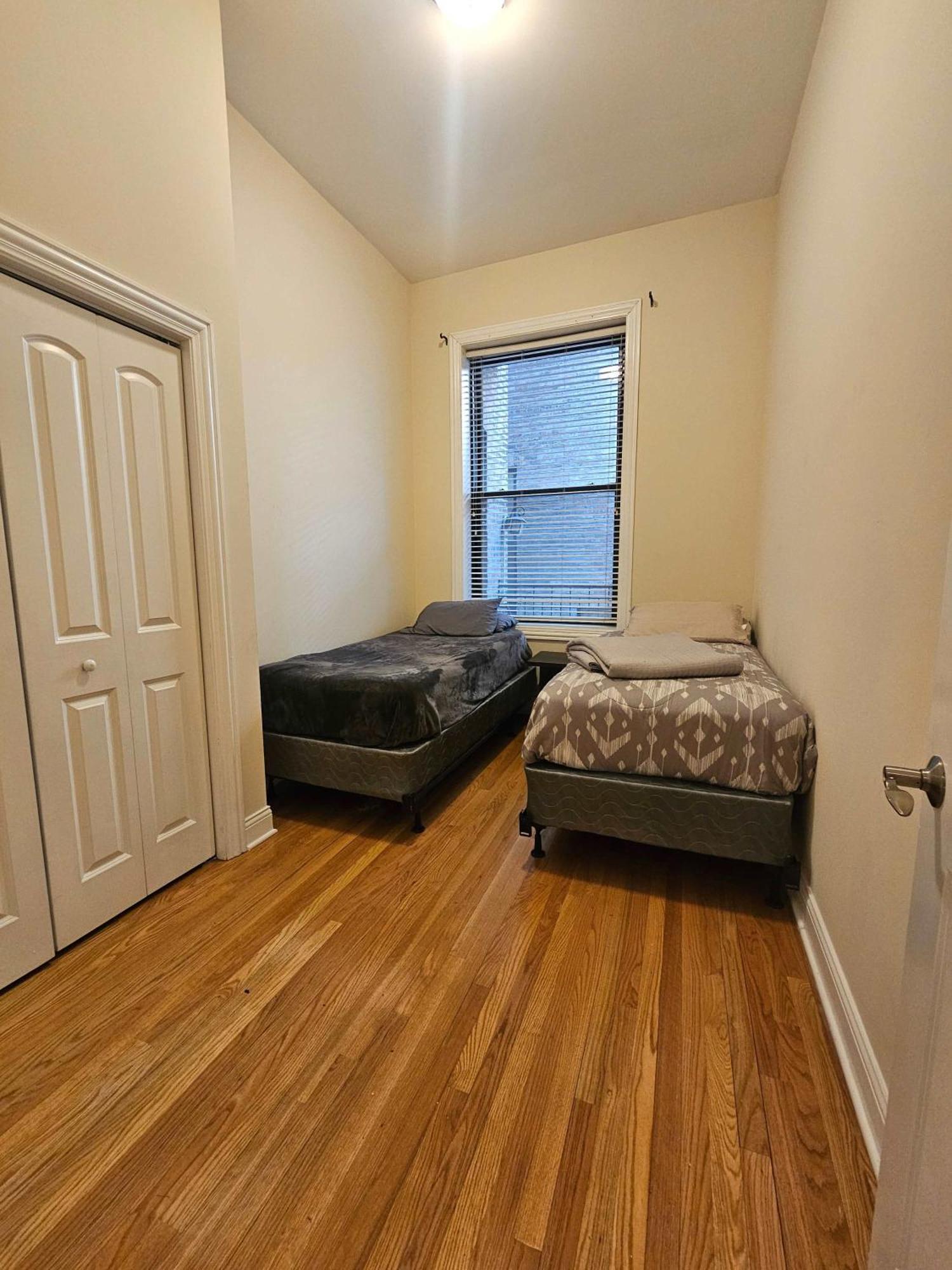 Gold Coast Downtown Sleeps 20 Chicago