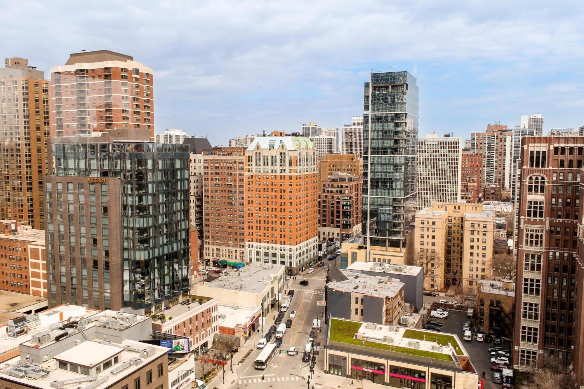 Thompson Chicago, By Hyatt