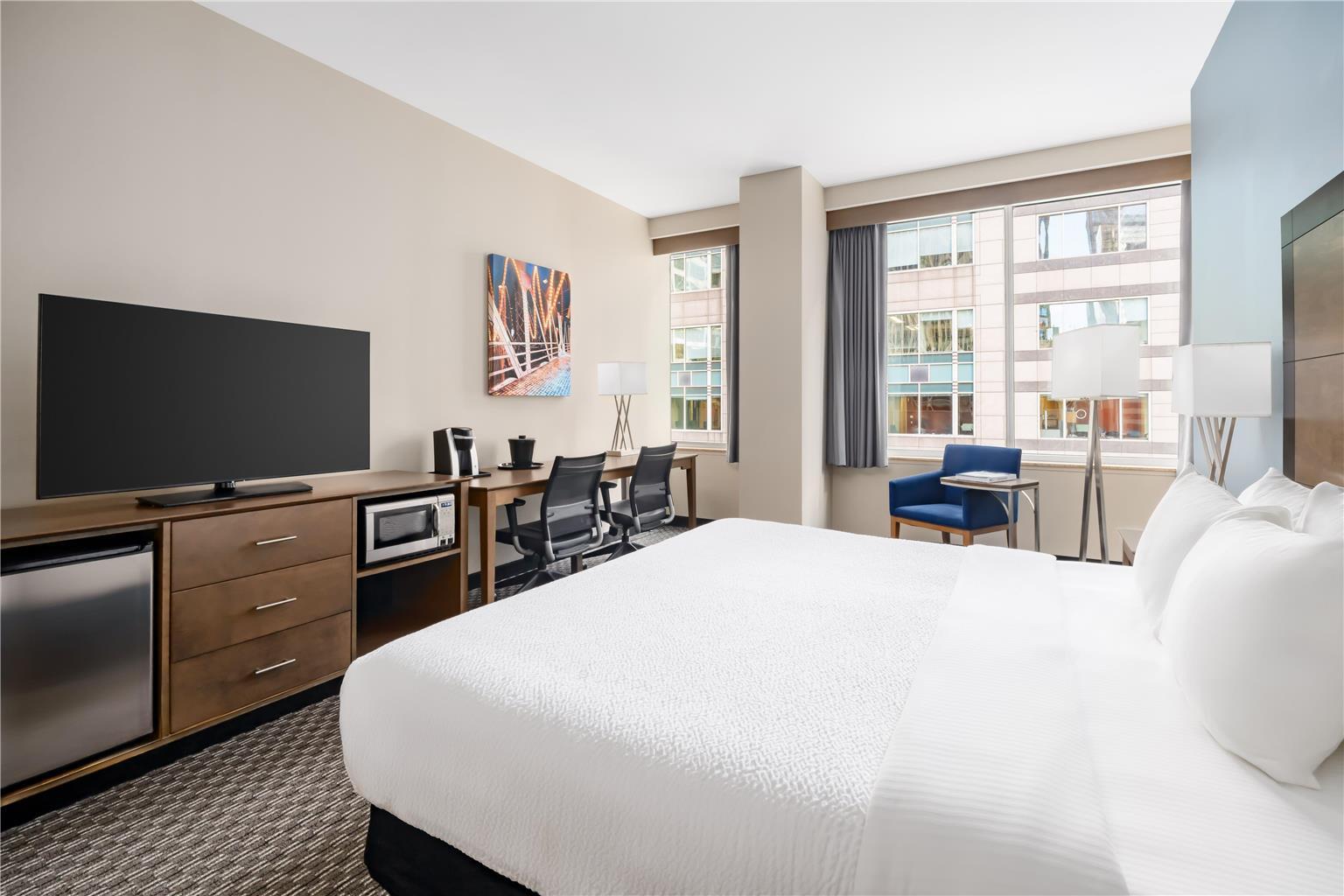 La Quinta & By Wyndham Downtown