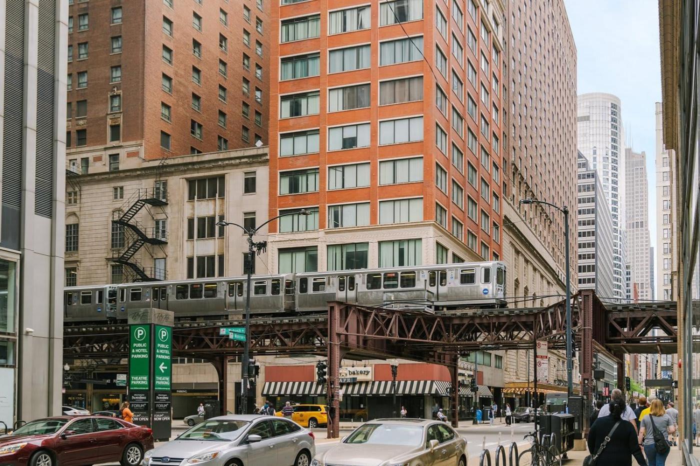 Livn Millennium Park Downtown Superior 1br Chicago