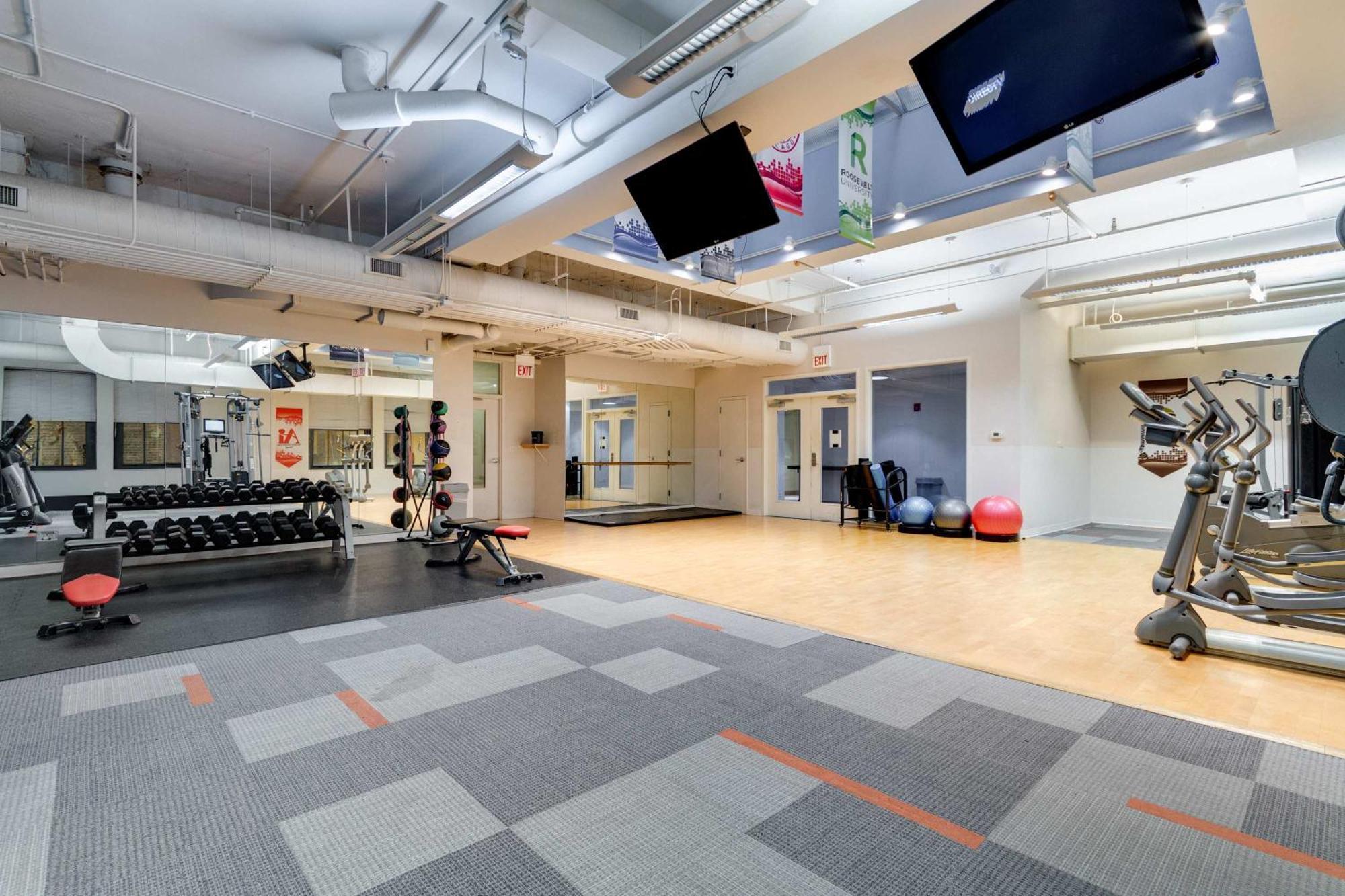 Apartment Downtown With Free In & Out Parking 5 Chicago
