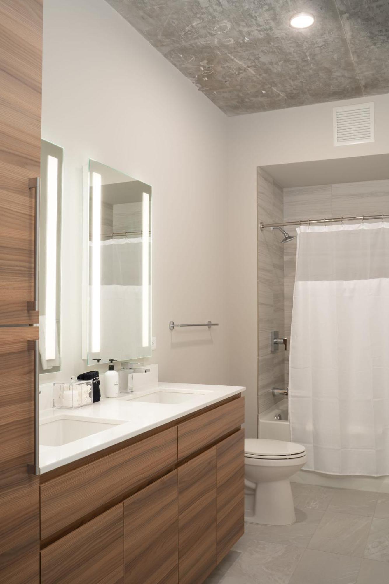 Kasa River North Hotel Chicago