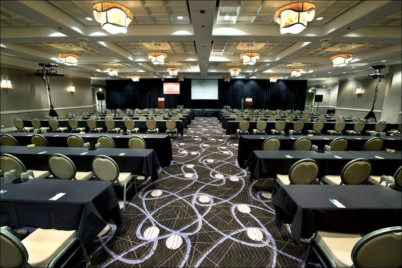 Hotel Mart Plaza River North, An Ihg Chicago