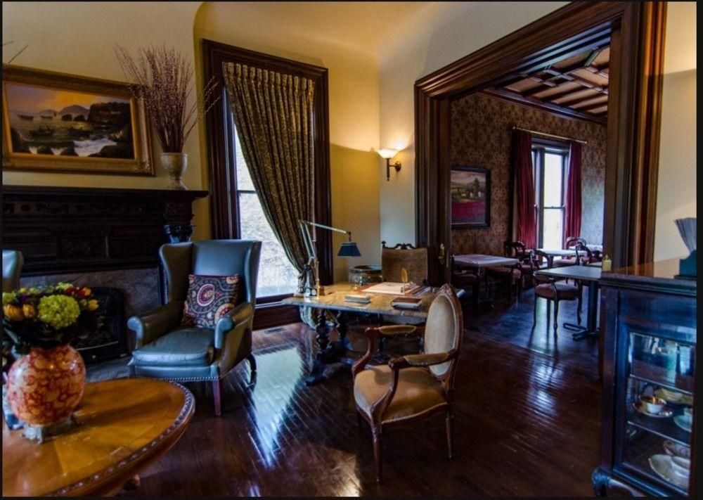The Wheeler Mansion 4* Chicago